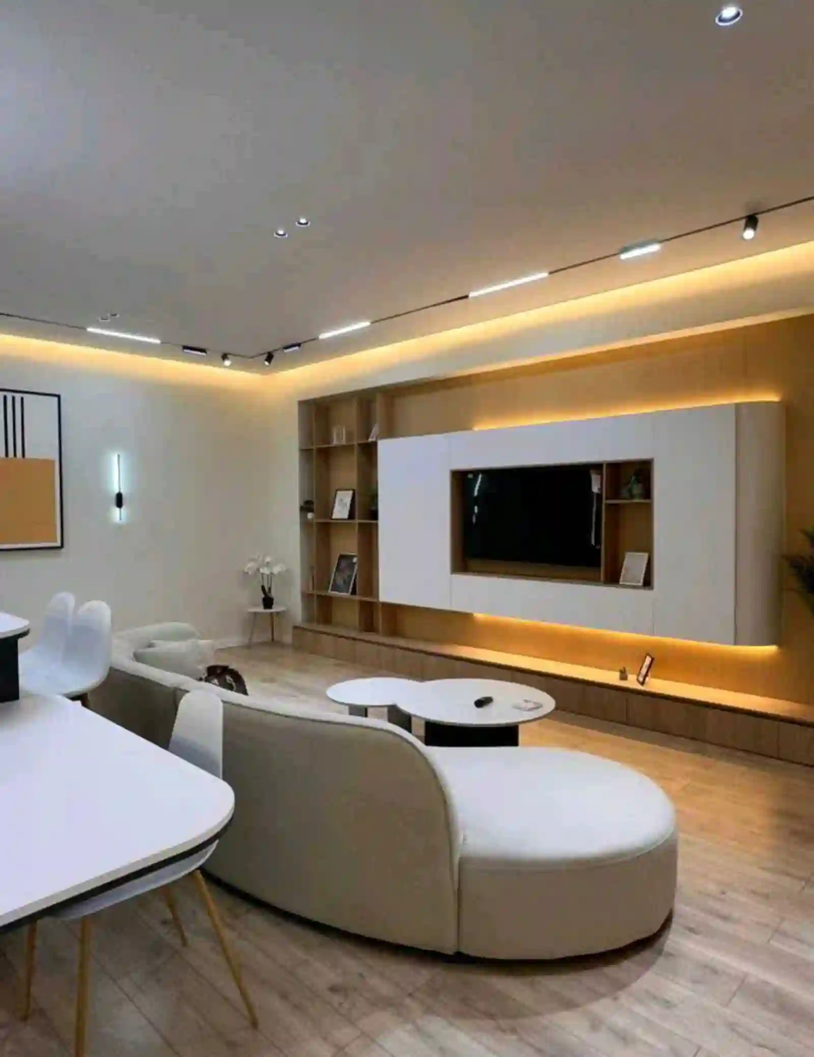 2-к квартира, 14 этаж, 91 м², Шохмансур