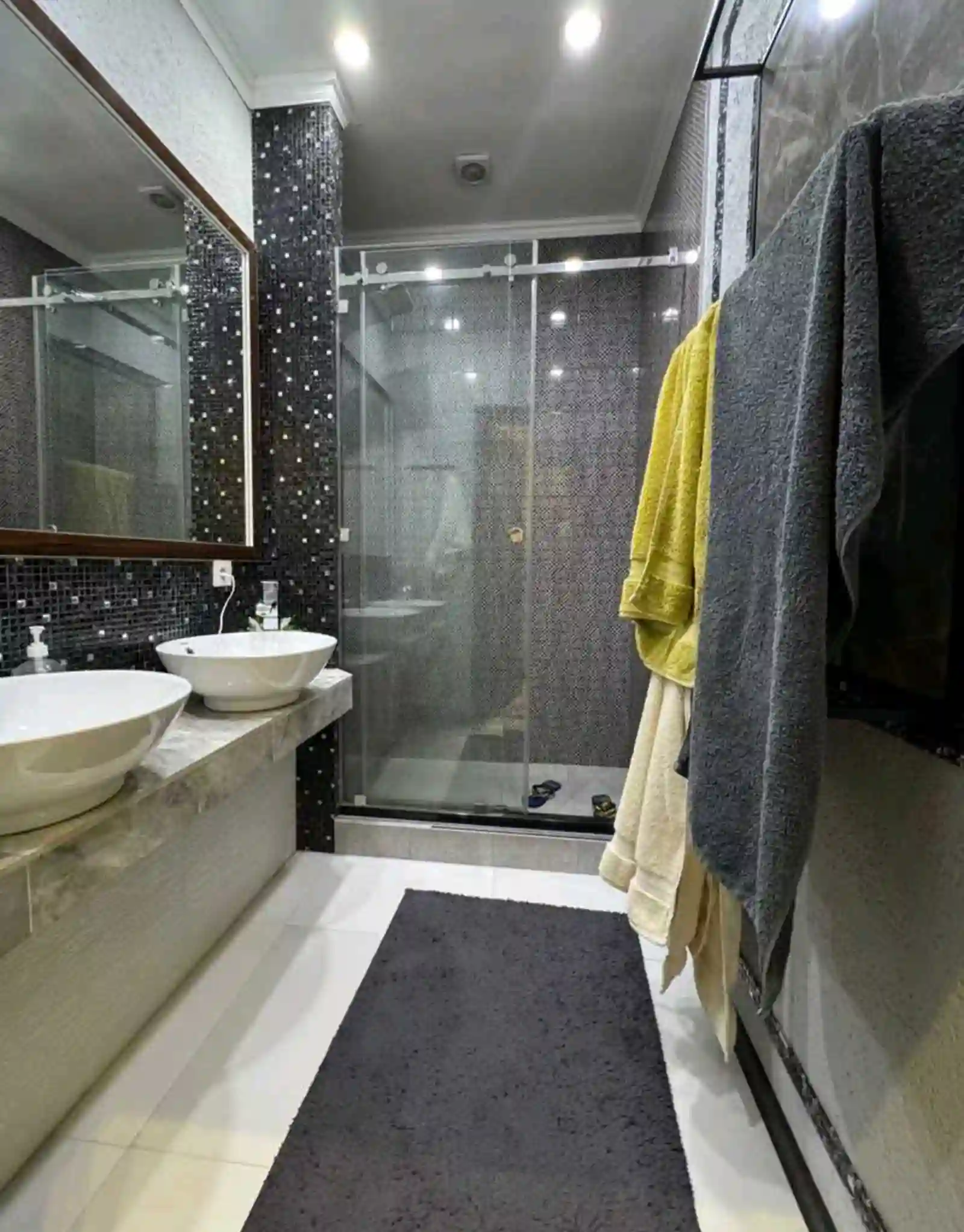 4-к квартира, 15 этаж, 200 м², Шохмансур