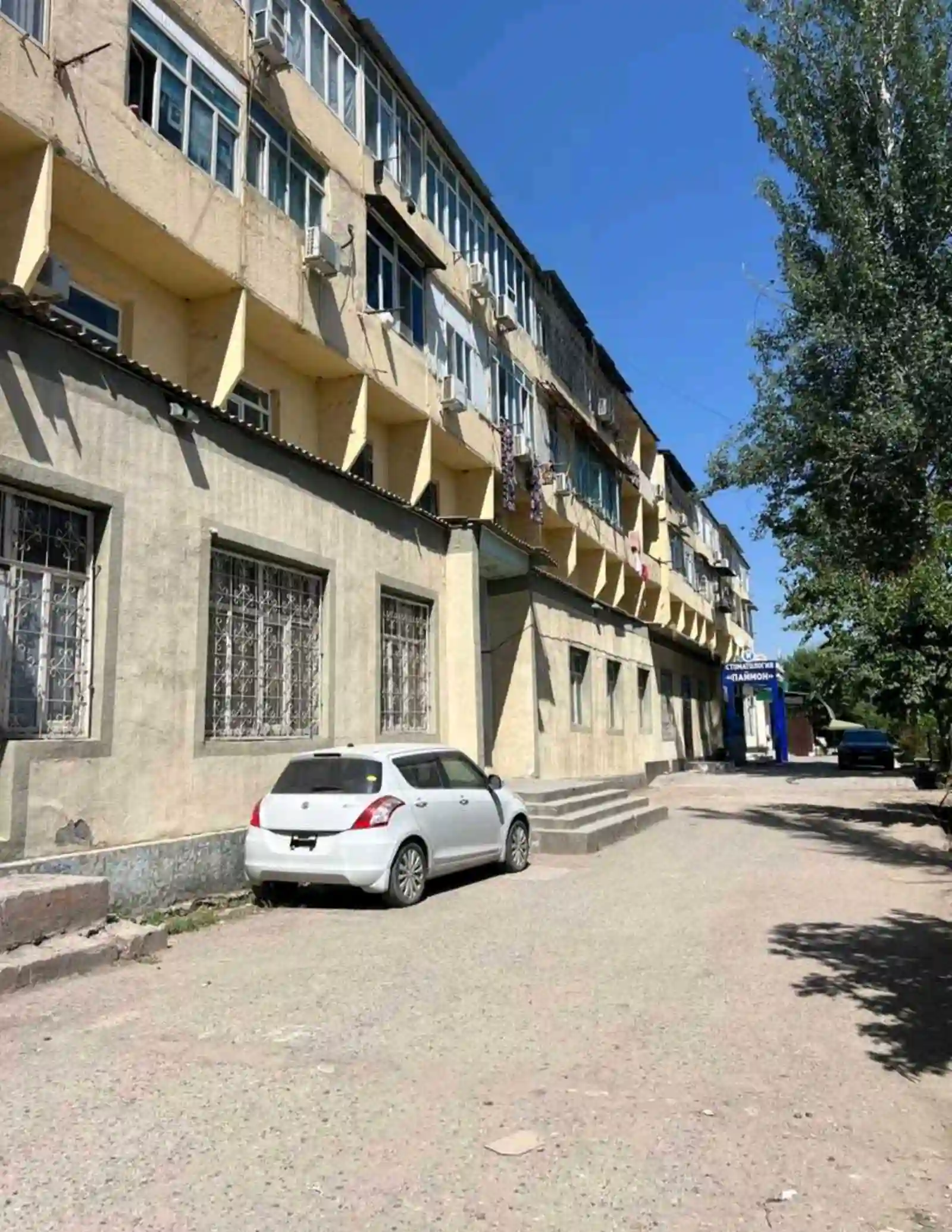Продаётся коммерческое торговое помещение
