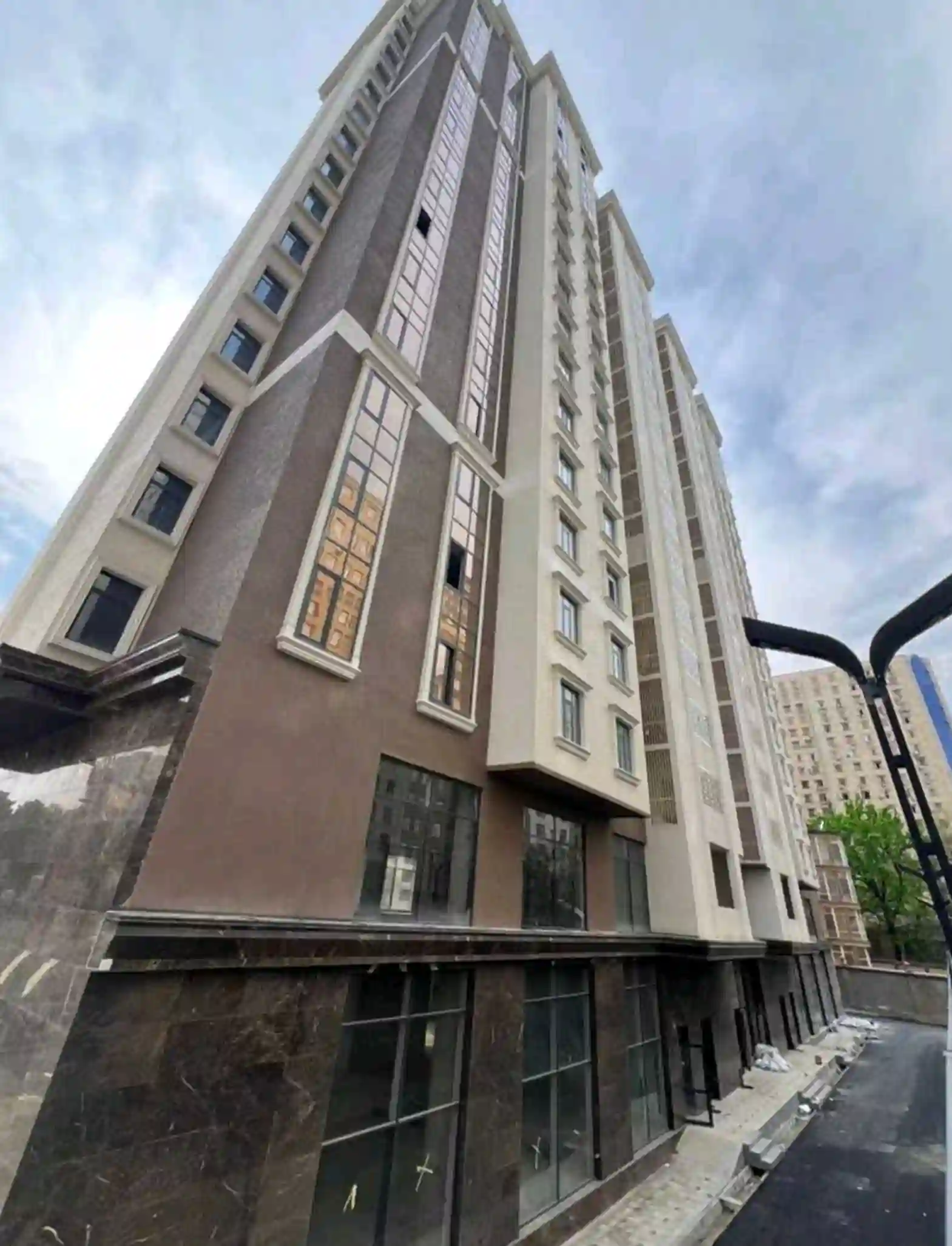 2-к квартира, 16 этаж, 100 м², Шохмансур