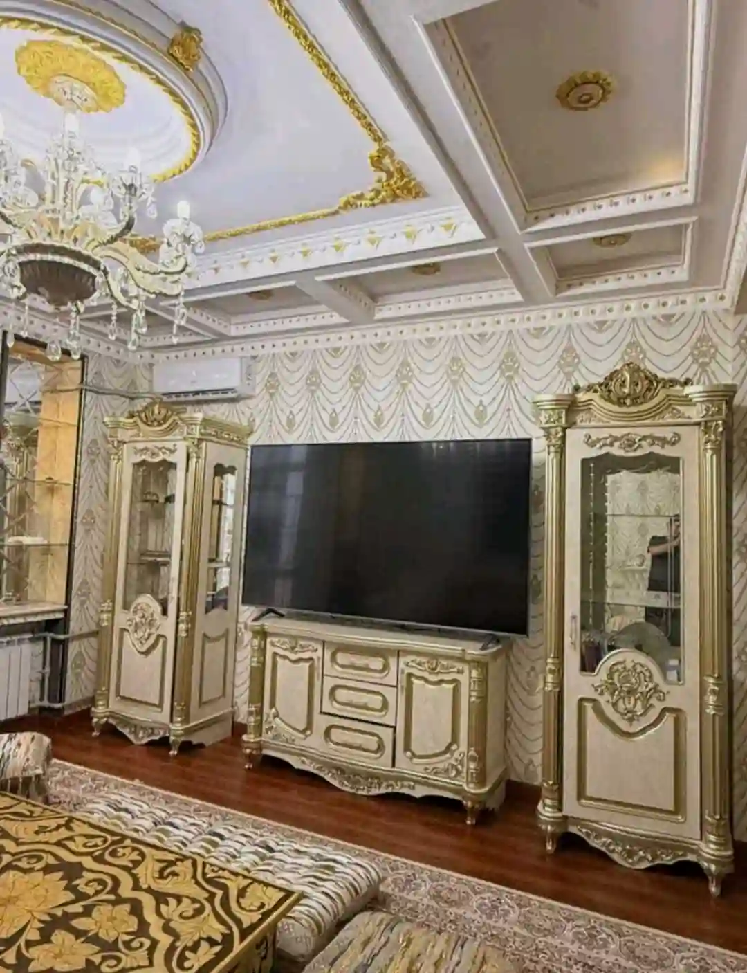3-к квартира, 19 этаж, 138 м², Шохмансур
