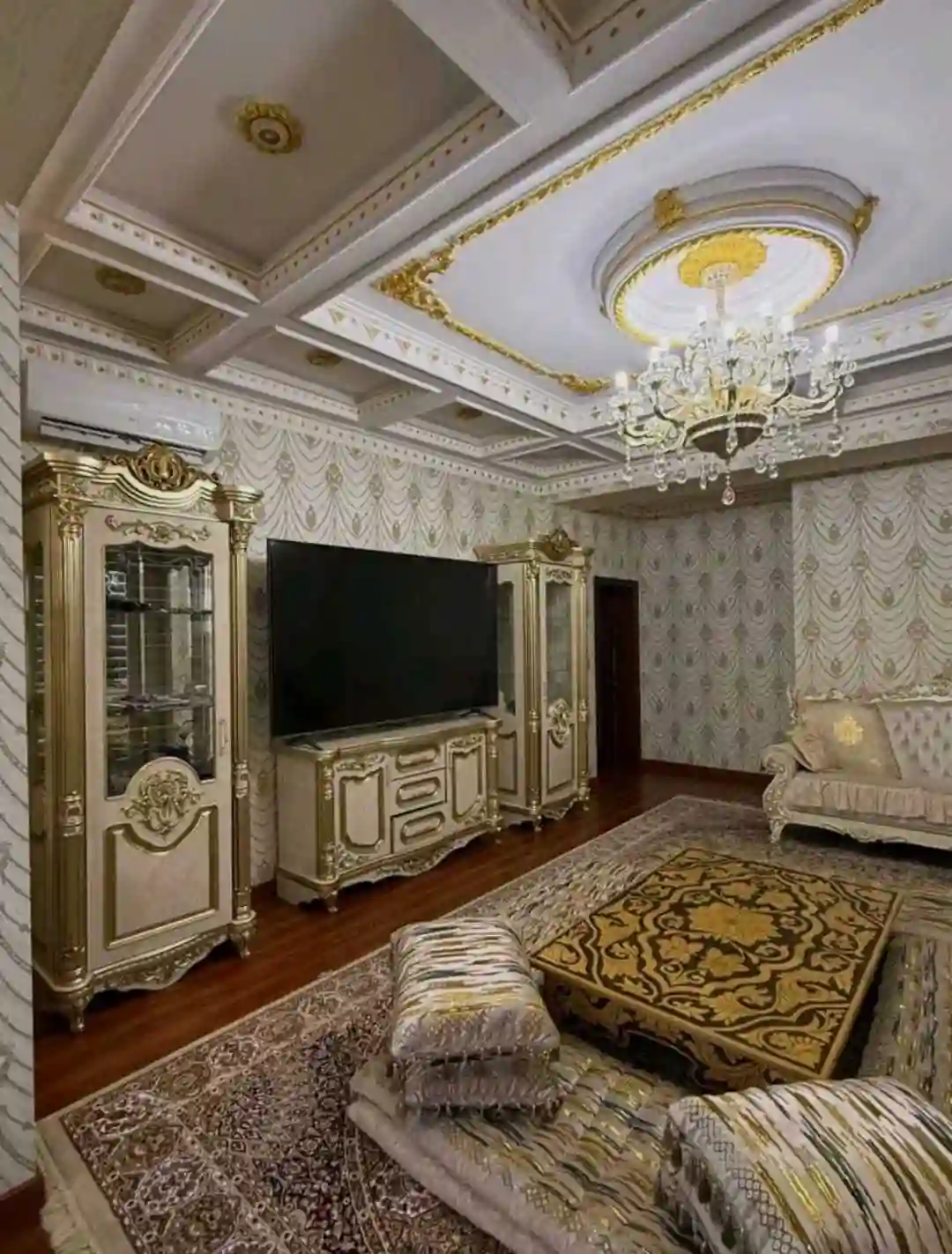 3-к квартира, 19 этаж, 138 м², Шохмансур