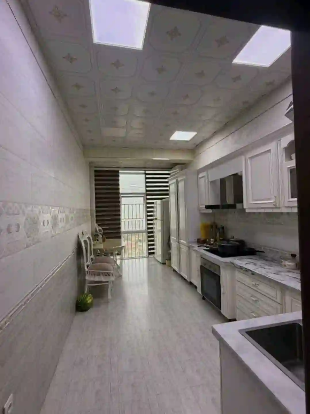 3-к квартира, 19 этаж, 138 м², Шохмансур