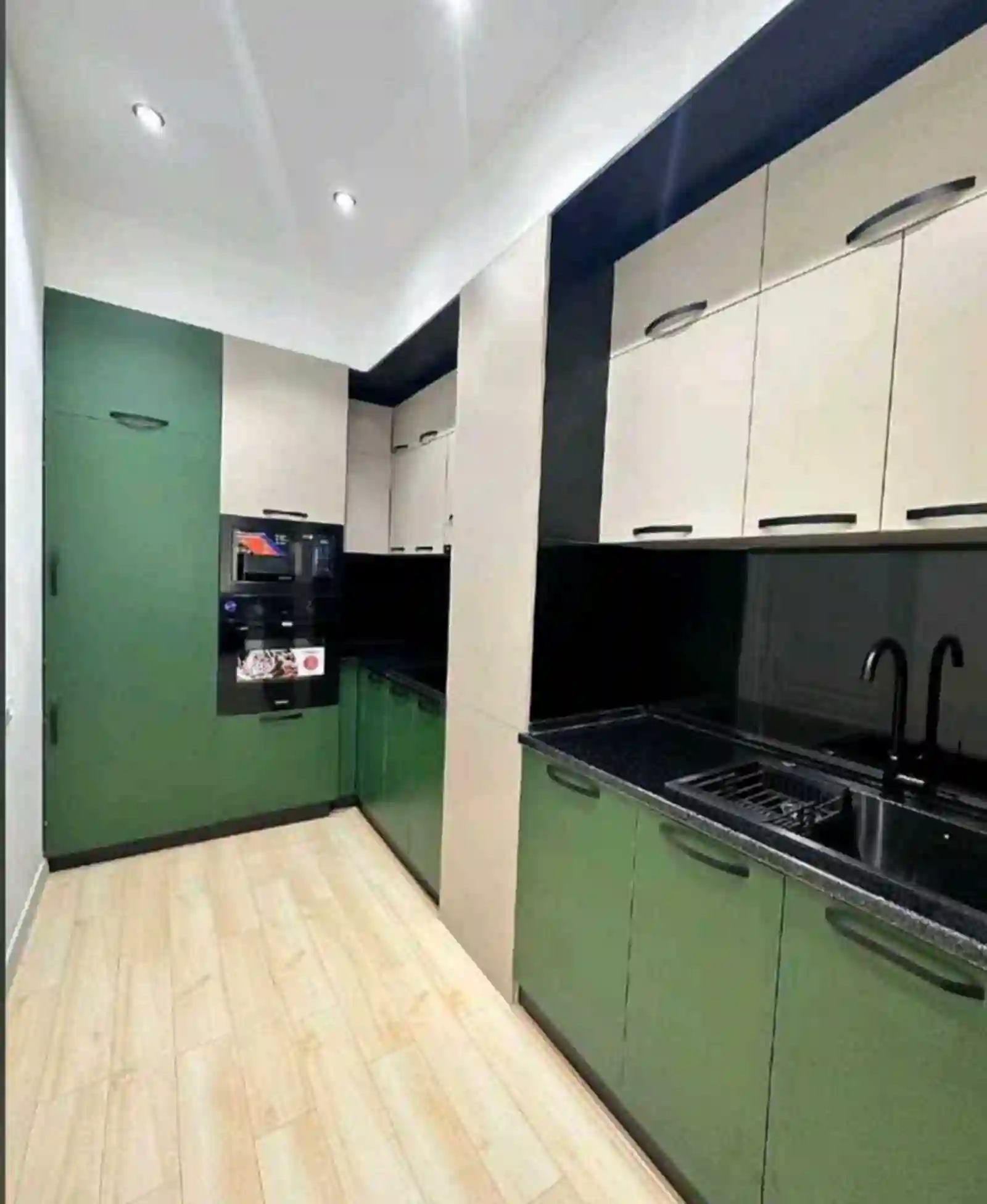 2-к квартира, 15 этаж, 65 м², Шохмансур