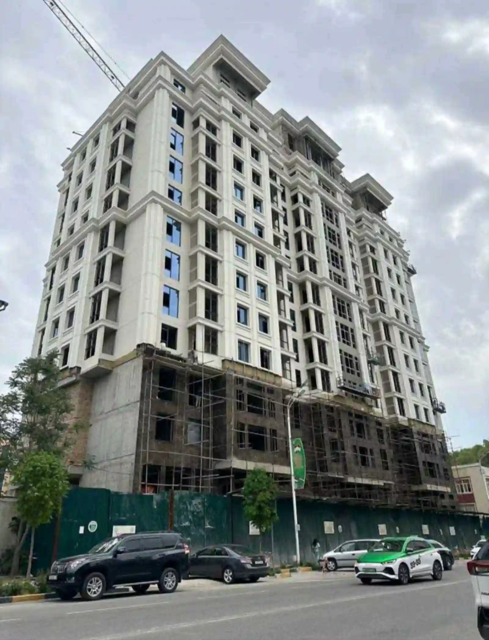 3-к квартира, 13 этаж, 104 м², Шохмансур