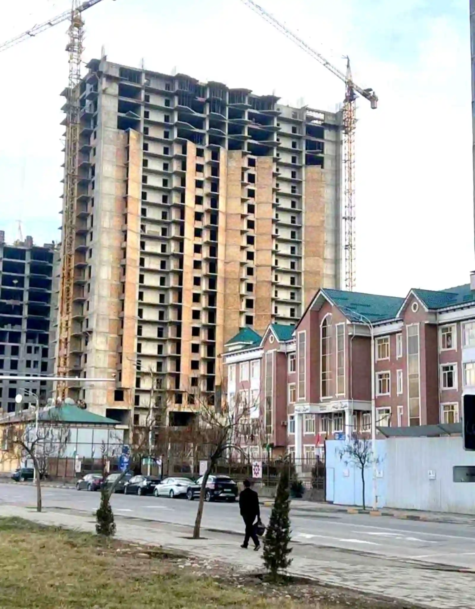 2-к квартира, 16 этаж, 75 м², Шохмансур
