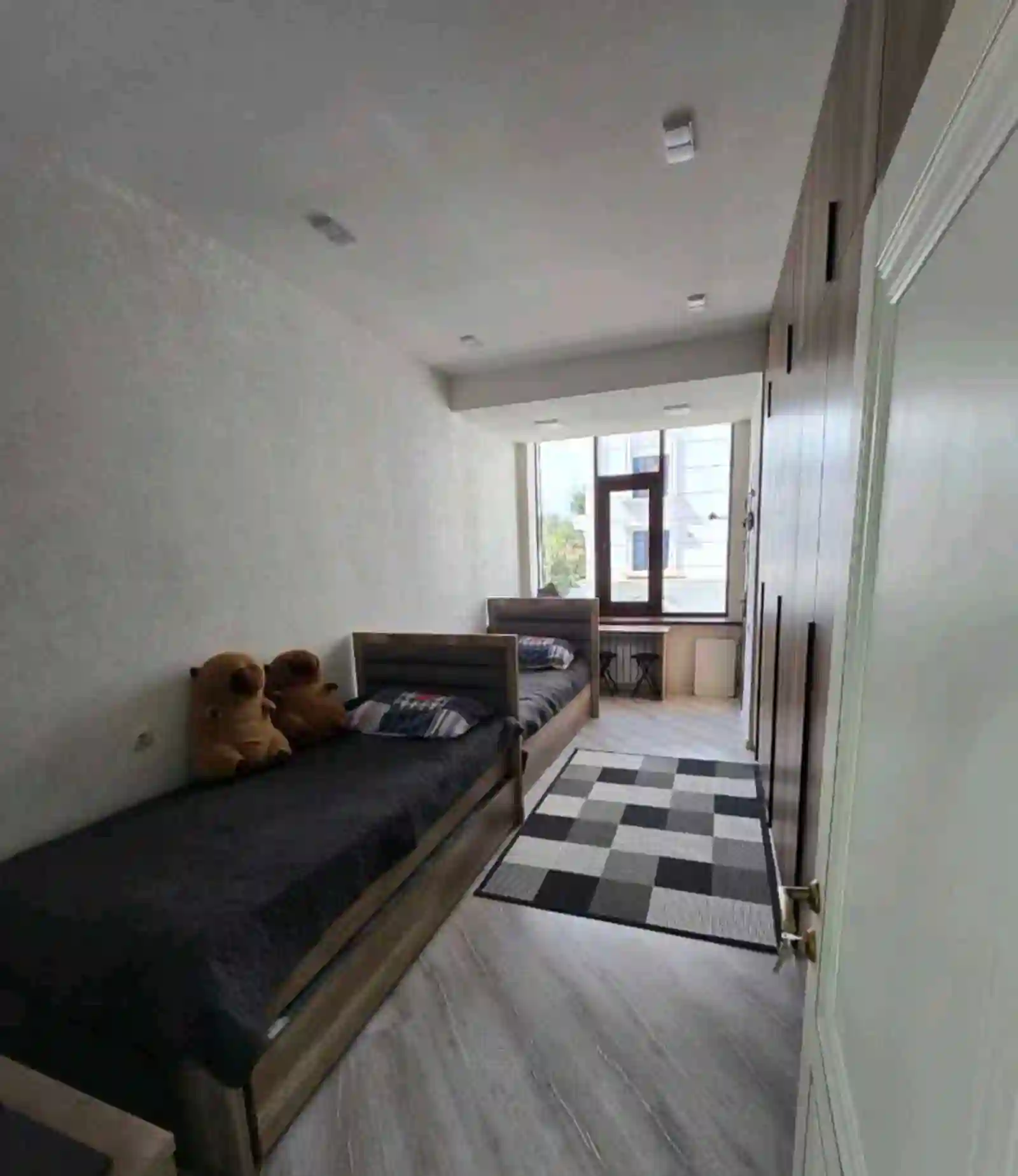 2-к квартира, 3 этаж, 92 м², Исмоил Сомони