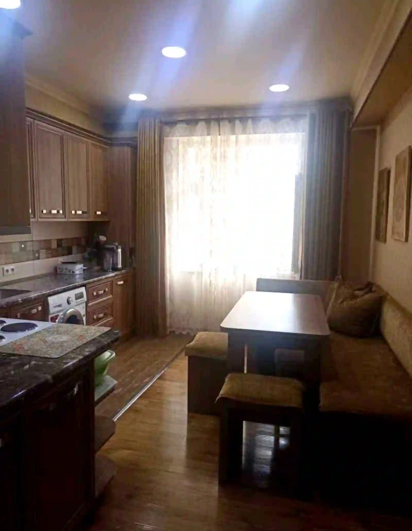 2-к квартира, 3 этаж, 83 м², Шохмансур