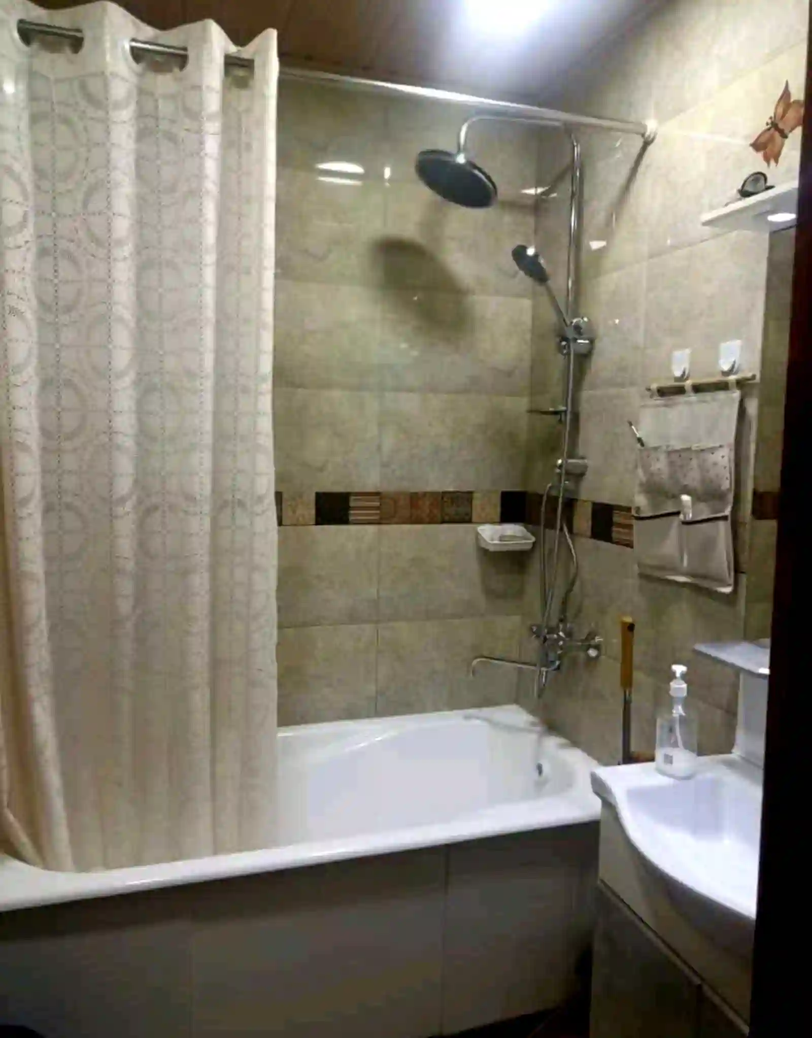 2-к квартира, 3 этаж, 83 м², Шохмансур