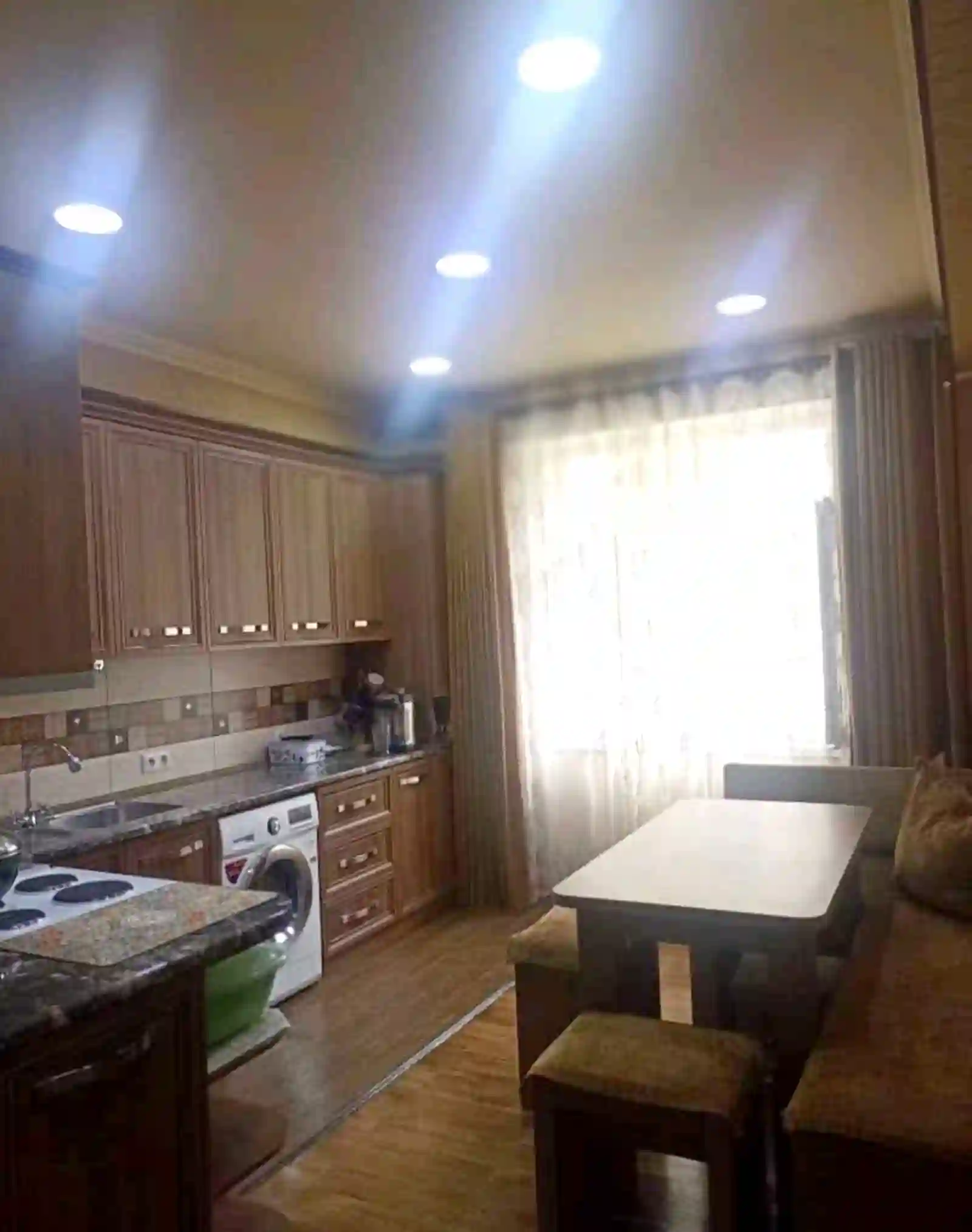 2-к квартира, 3 этаж, 83 м², Шохмансур