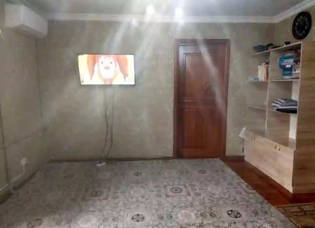 3-к квартира, 2 этаж, 63 м², Сино