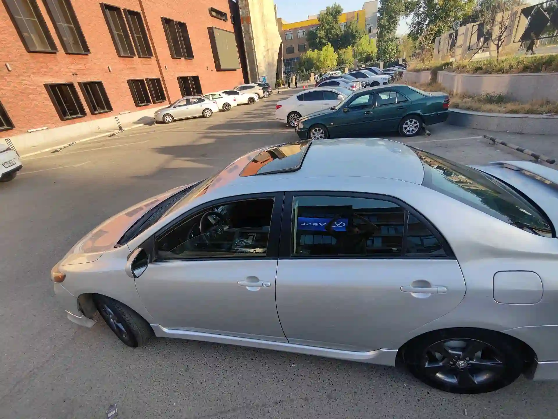 Toyota Corolla 2011 — миниатюра 3