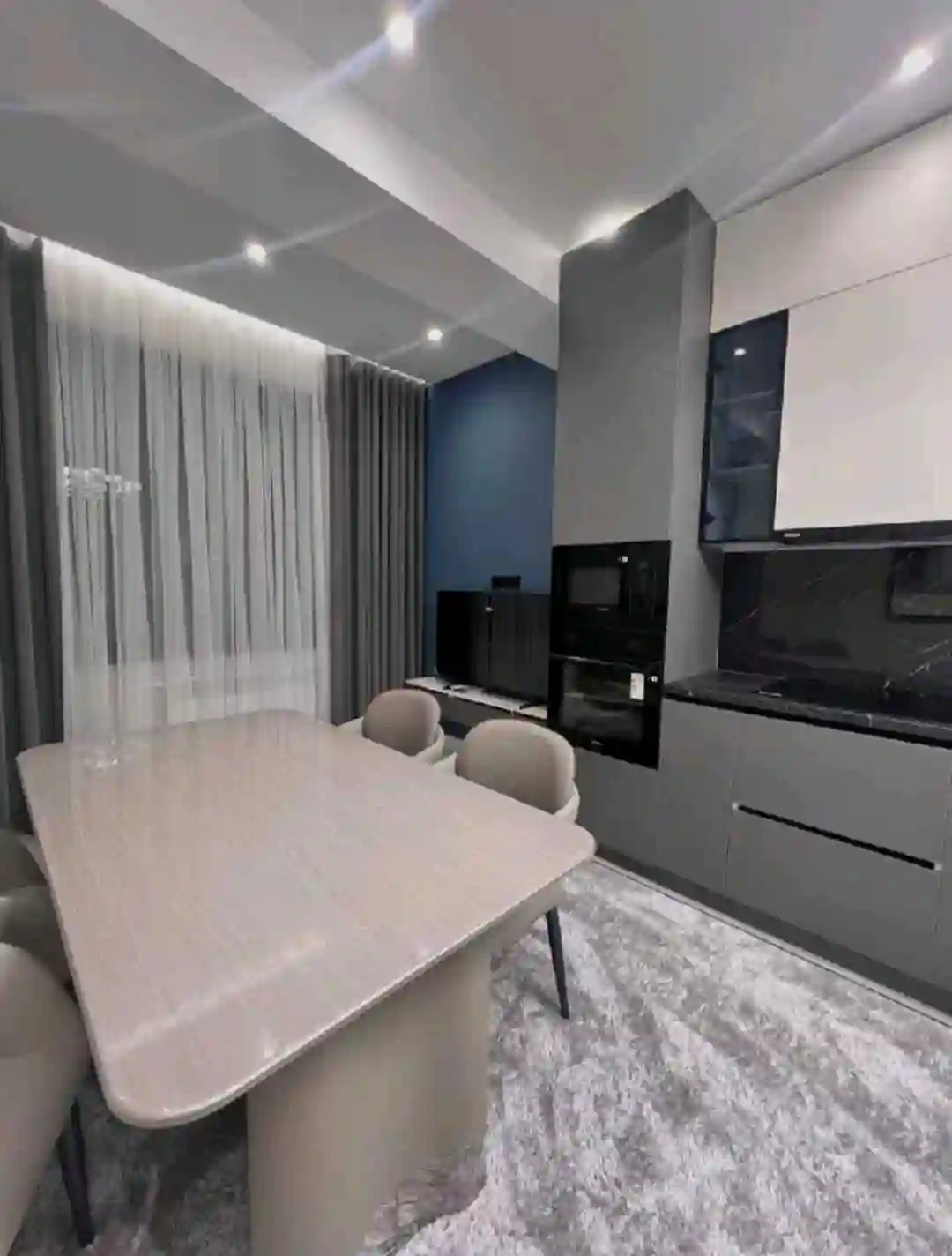 3-к квартира, 10 этаж, 132 м², Шохмансур
