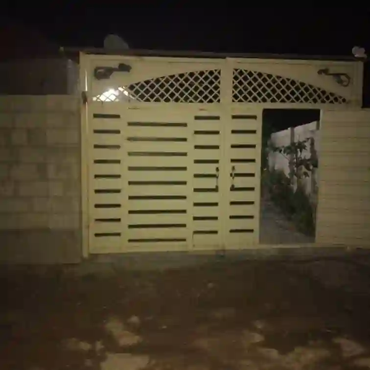 1 этажный, 3-комн. дом, 70 м², 8 соток, Фархор