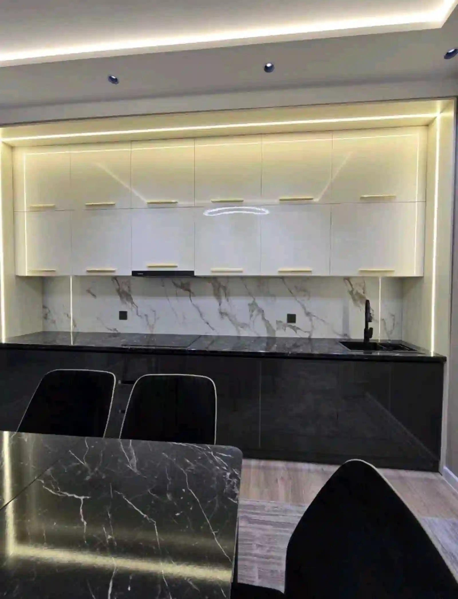 3-к квартира, 6 этаж, 94 м², Исмоил Сомони