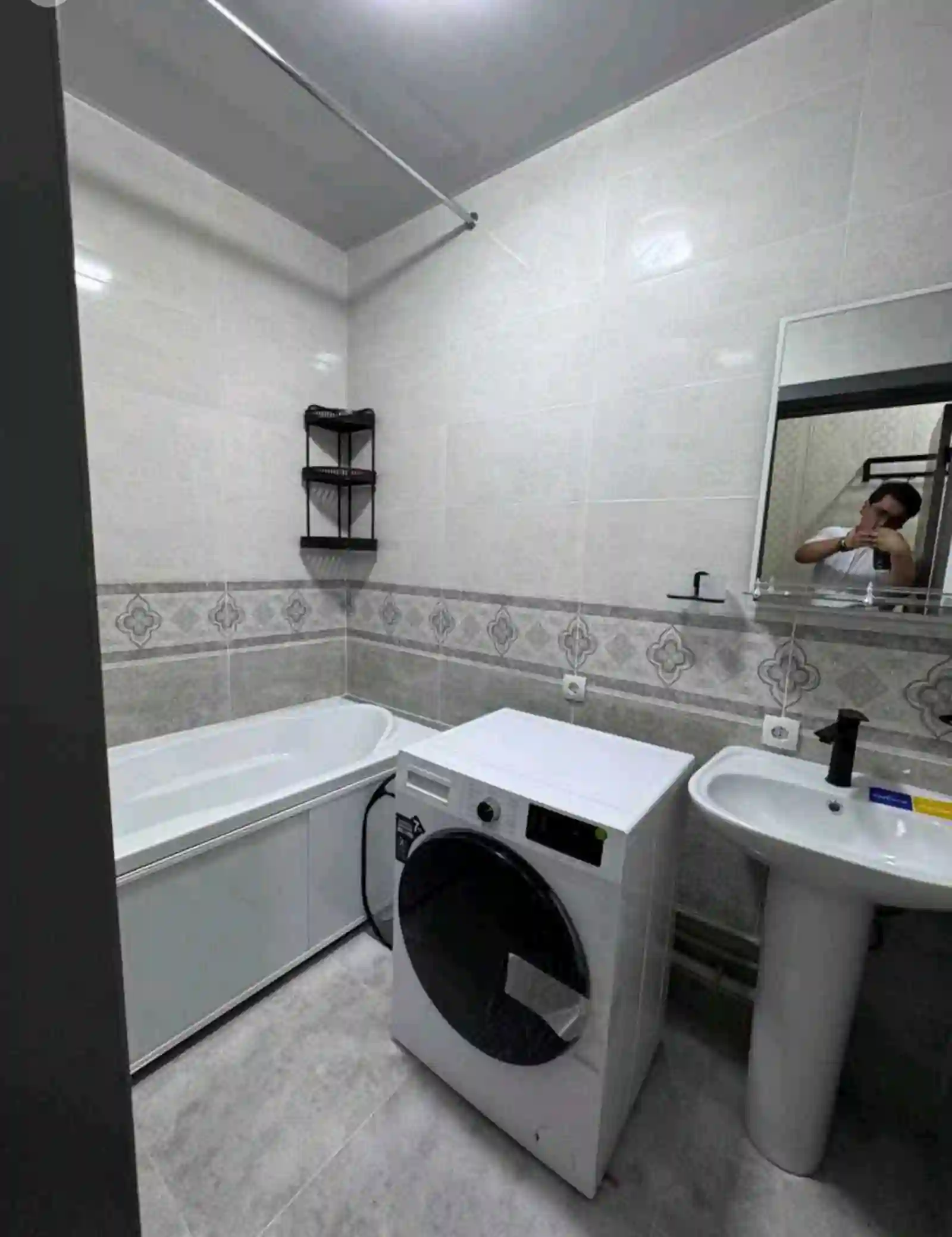 1-к квартира, 10 этаж, 58 м², Шохмансур