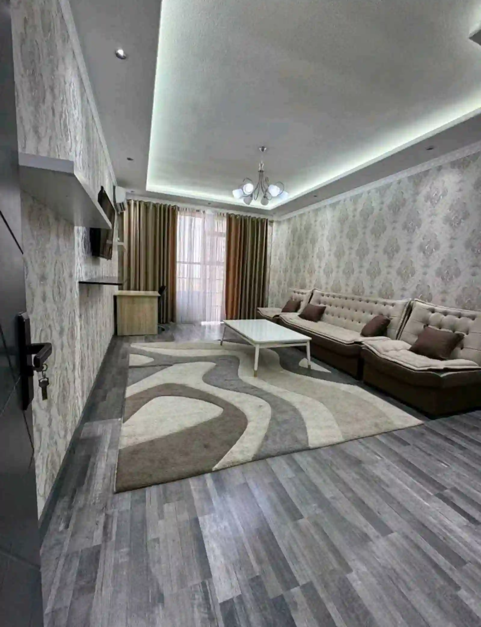 1-к квартира, 10 этаж, 58 м², Шохмансур