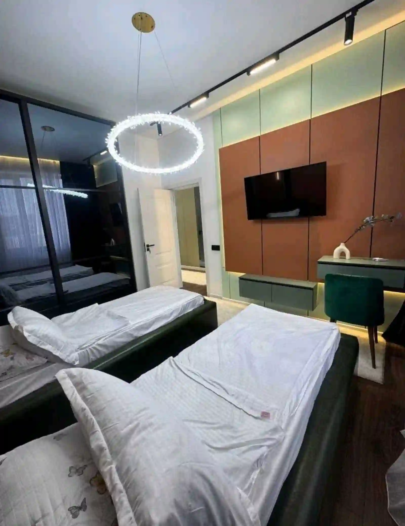 3-к квартира, 9 этаж, 94 м², Исмоил Сомони
