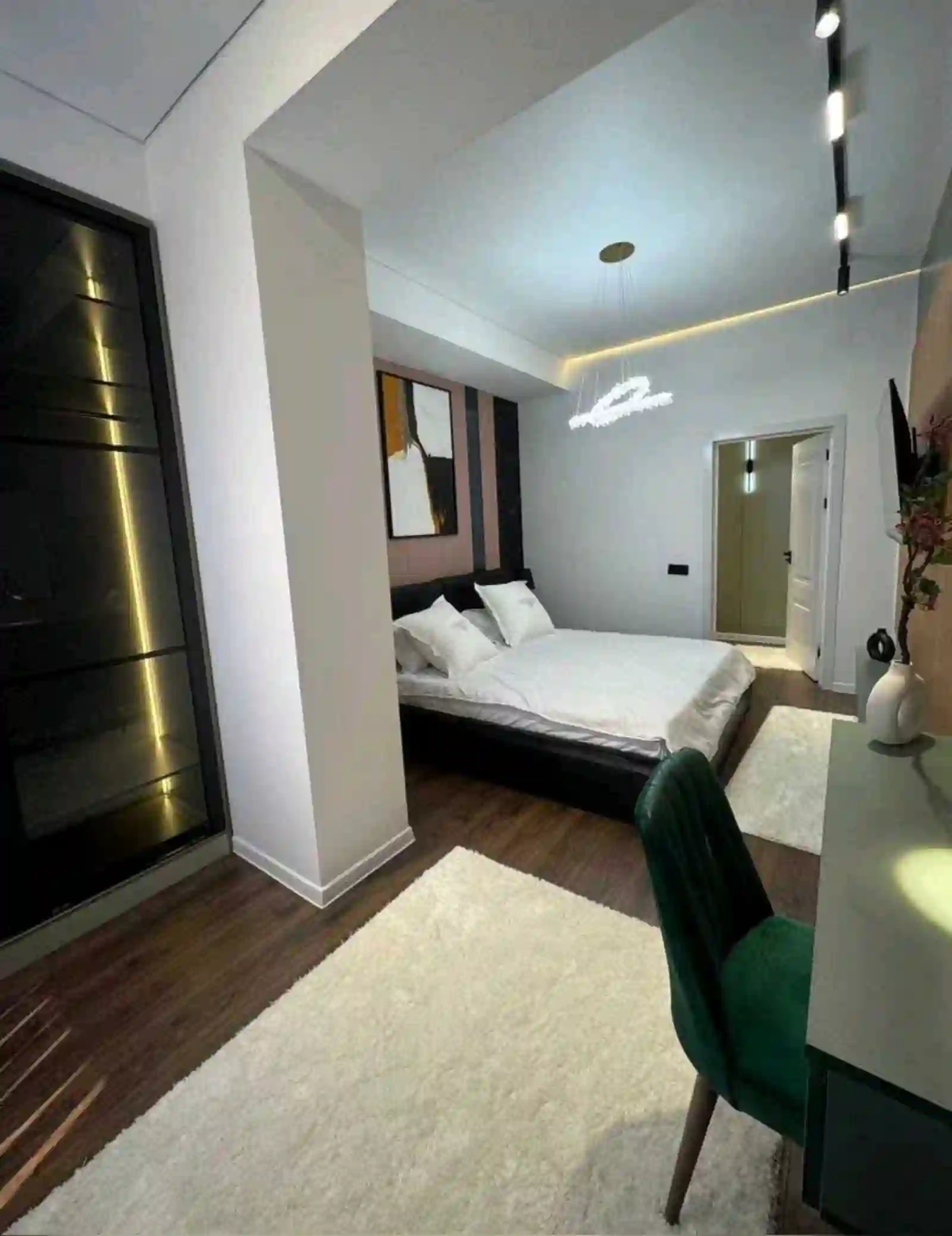 3-к квартира, 9 этаж, 94 м², Исмоил Сомони