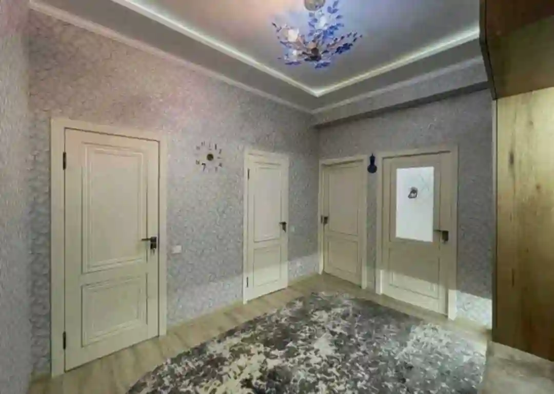 2-к квартира, 2 этаж, 60 м², Исмоил Сомони