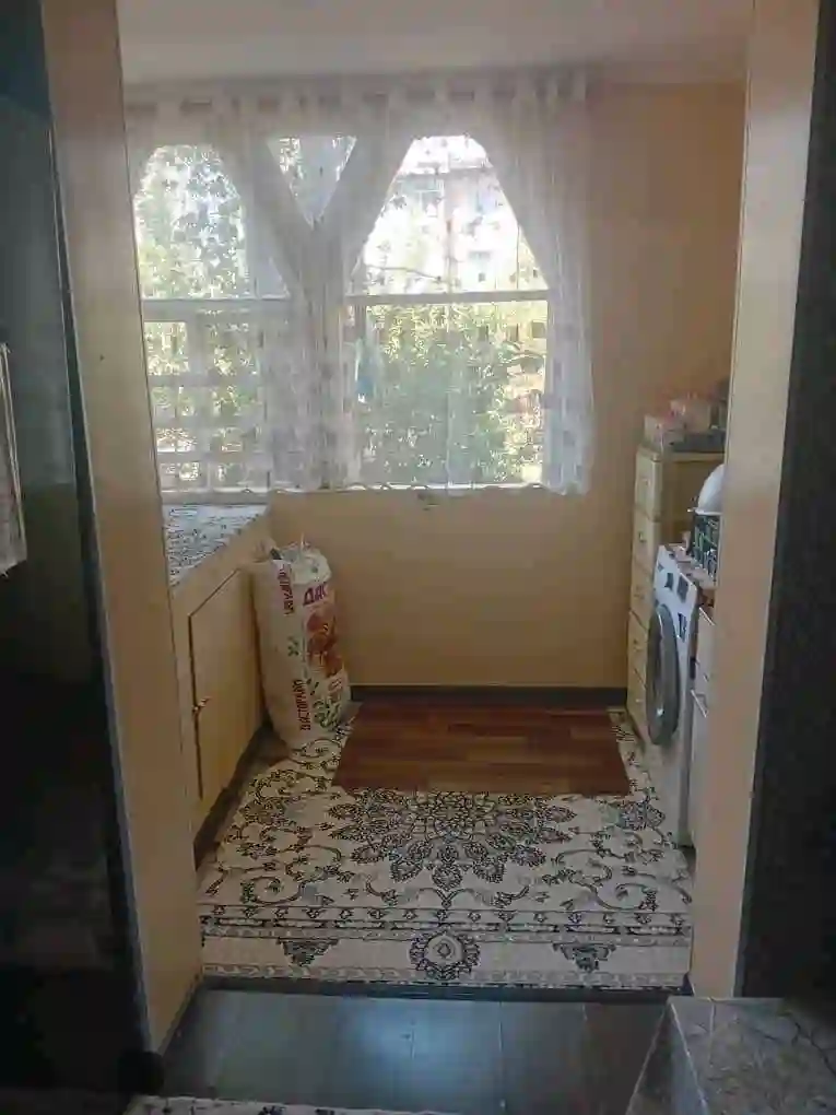 2-к квартира, 3 этаж, 53 м², шохмансур