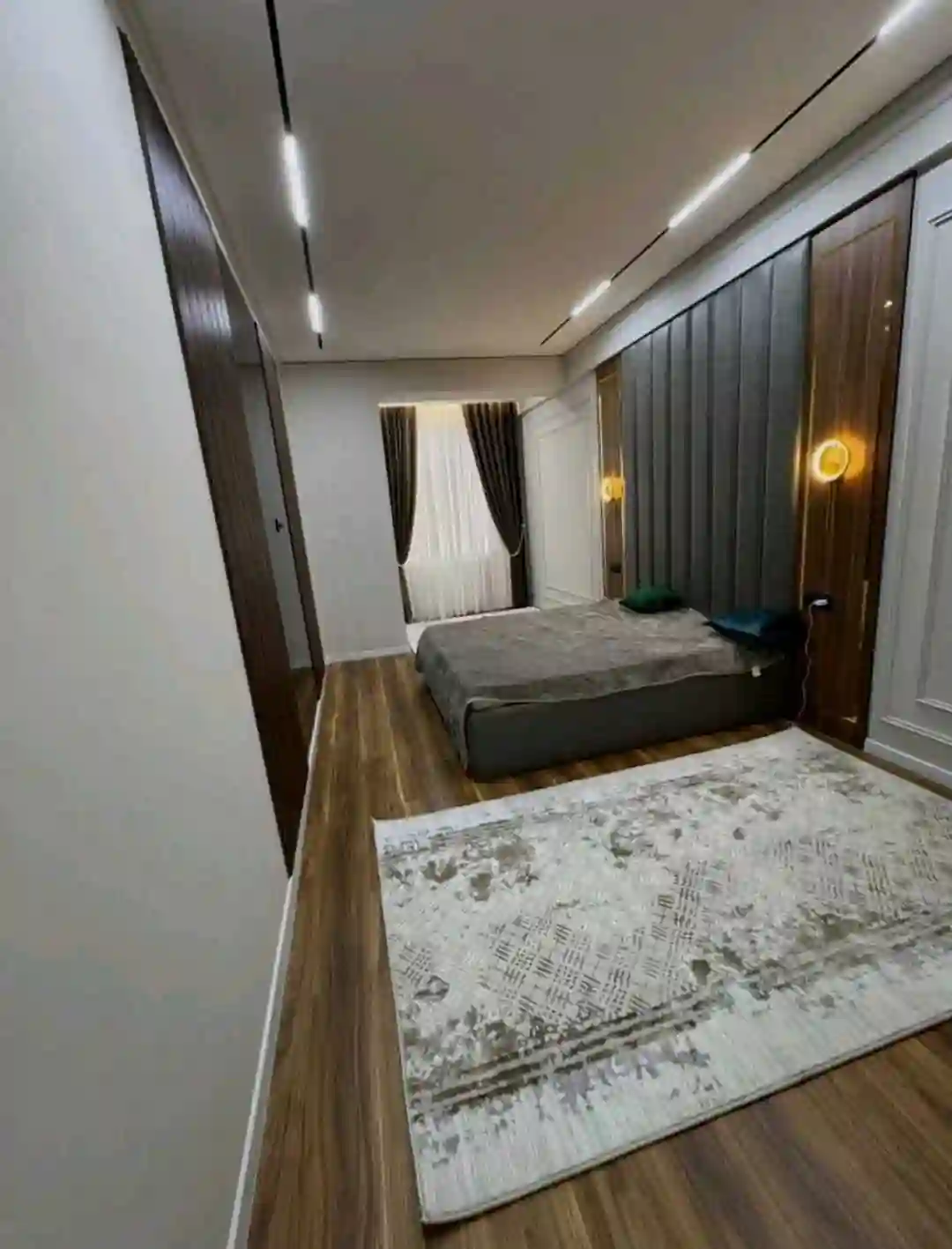 3-к квартира, 13 этаж, 107 м², Фирдавси