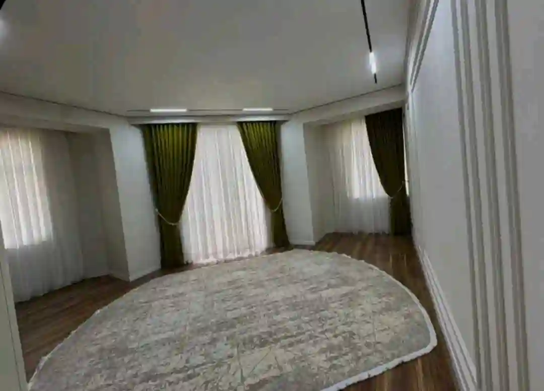 3-к квартира, 13 этаж, 107 м², Фирдавси