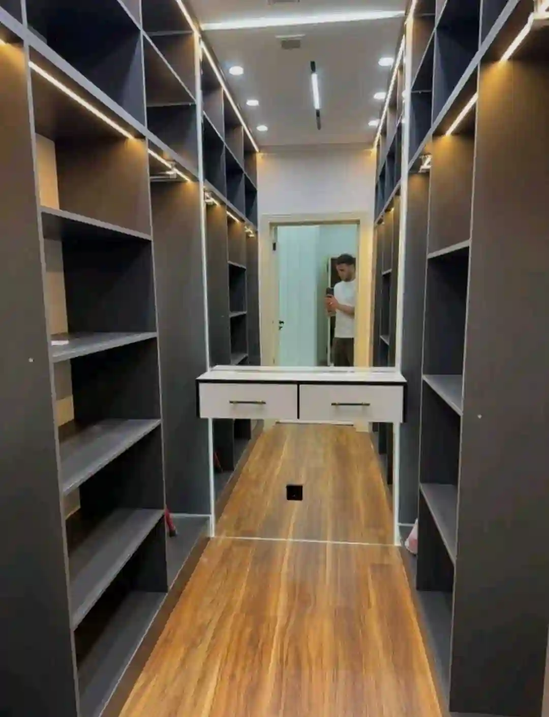 3-к квартира, 13 этаж, 107 м², Фирдавси
