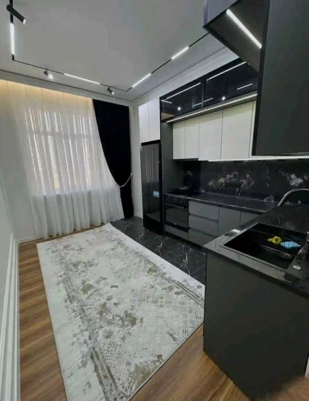 3-к квартира, 13 этаж, 107 м², Фирдавси