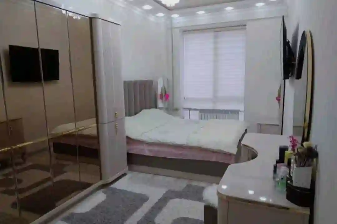 4-к квартира, 8 этаж, 90 м², Исмоил Сомони