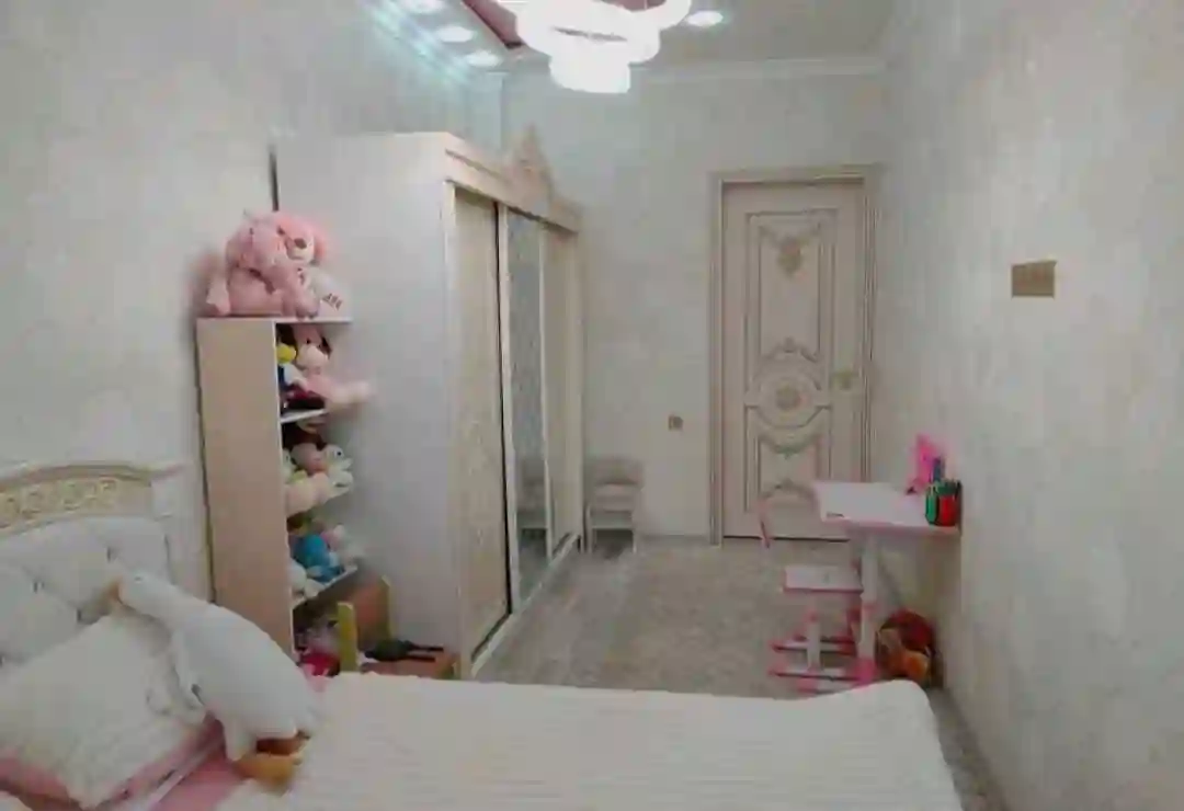 4-к квартира, 8 этаж, 90 м², Исмоил Сомони