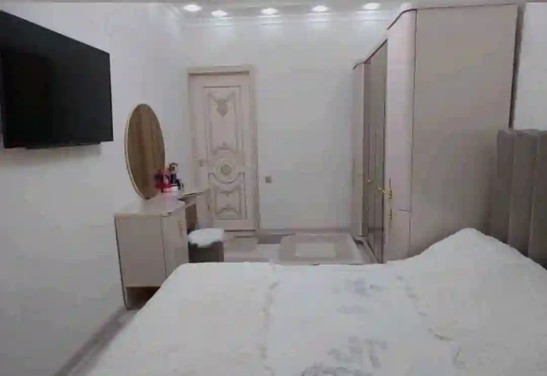 4-к квартира, 8 этаж, 90 м², Исмоил Сомони