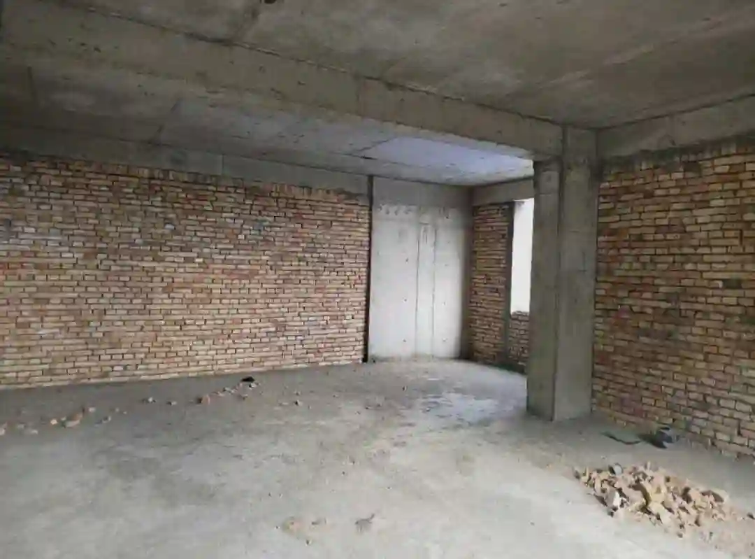 2-к квартира, 5 этаж, 77 м², Исмоил Сомони