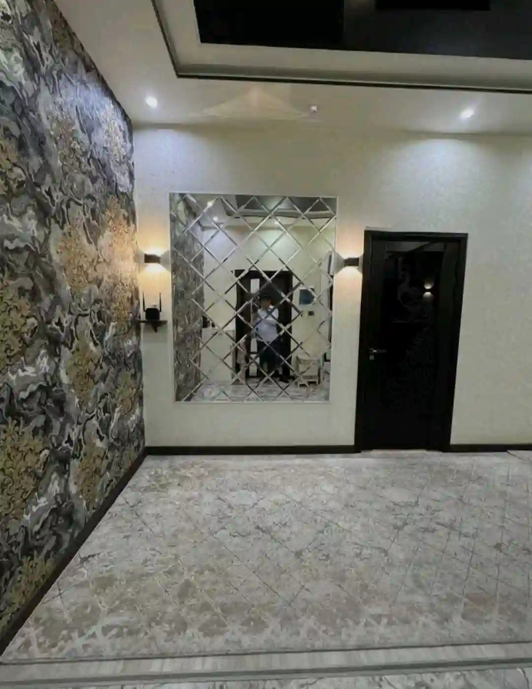 3-к квартира, 13 этаж, 94 м², Шохмансур