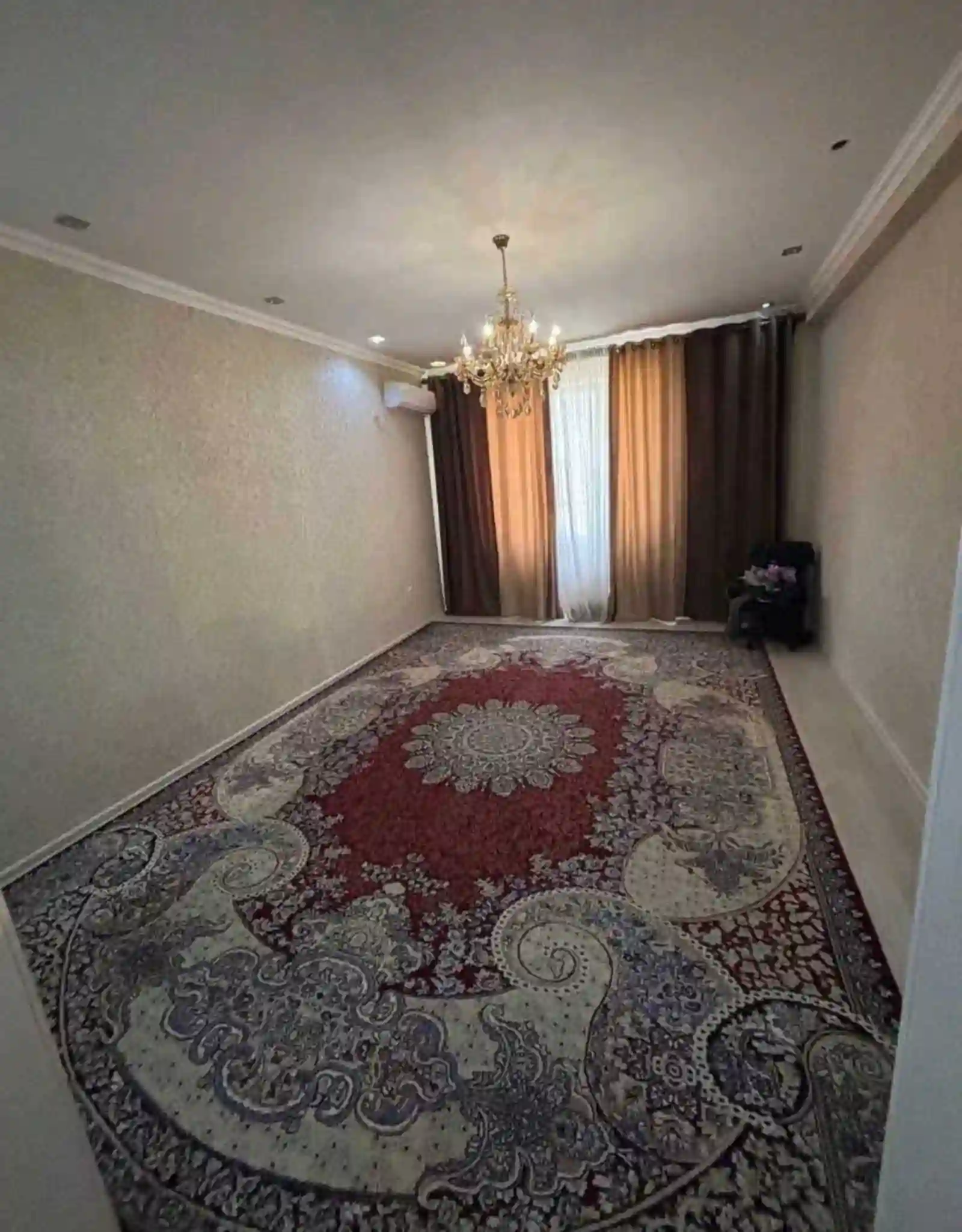 3-к квартира, 5 этаж, 82 м², Фирдавси
