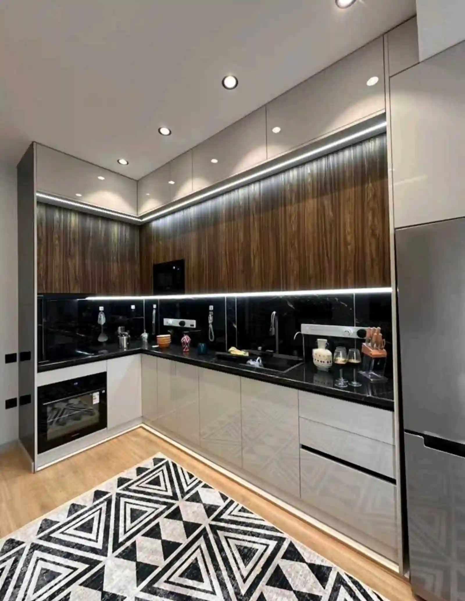 3-к квартира, 4 этаж, 110 м², Исмоил Сомони