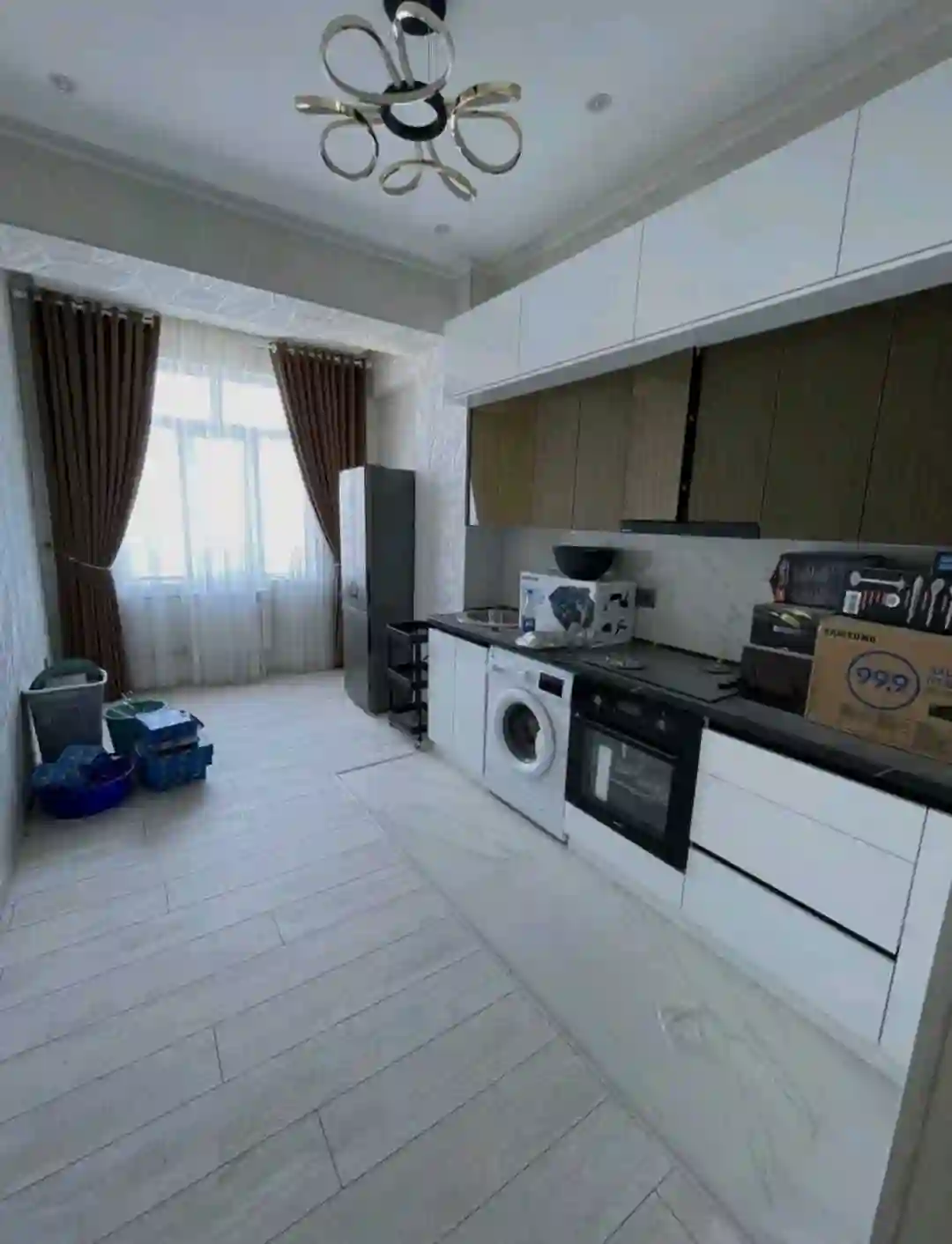 3-к квартира, 14 этаж, 100 м², Фирдавси