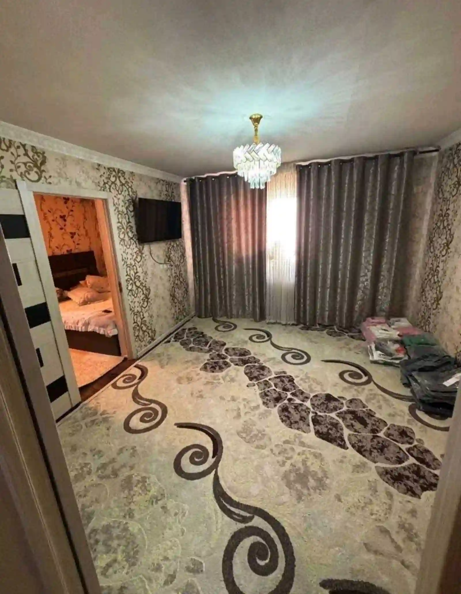 3-к квартира, 4 этаж, 56 м², Фирдавси