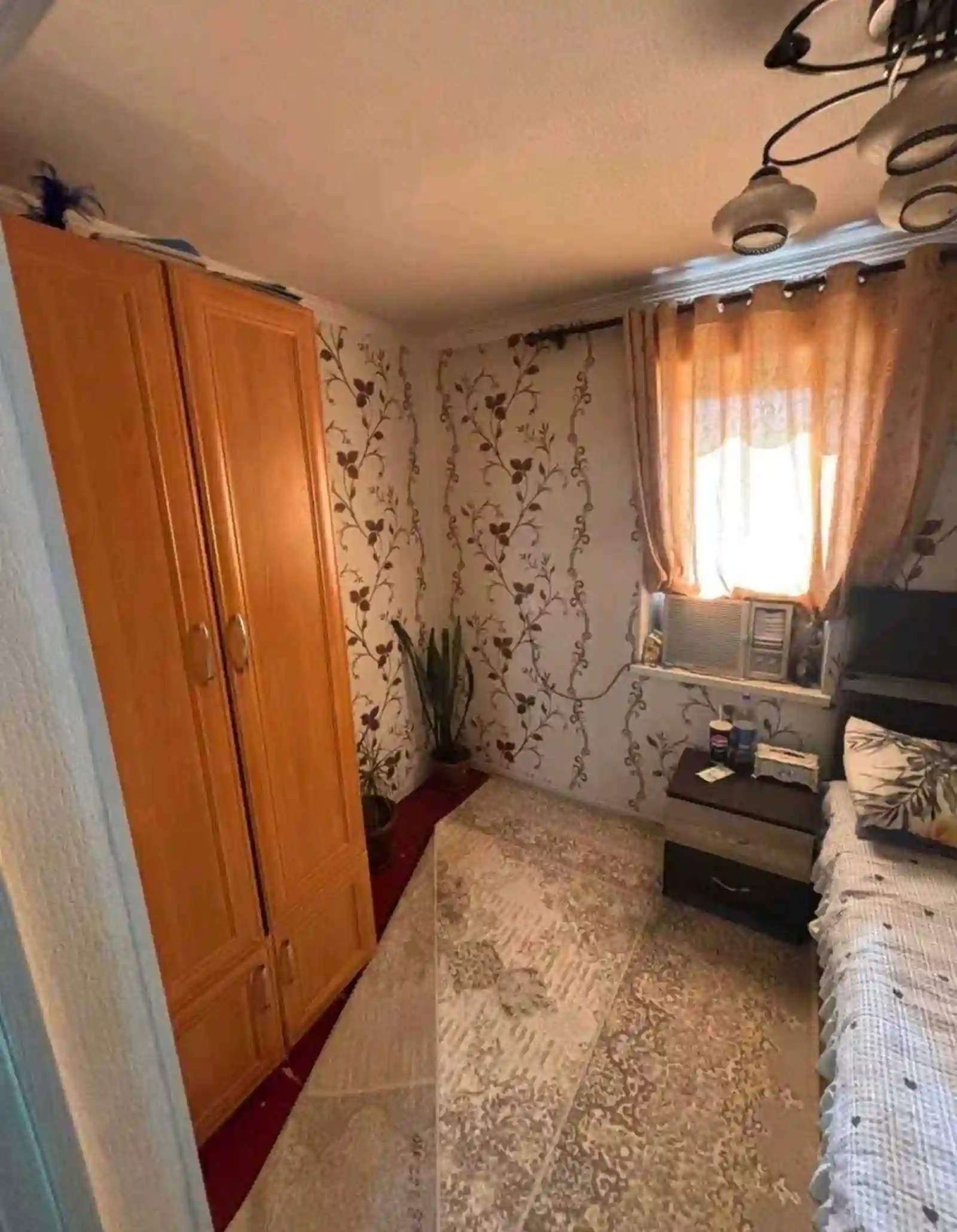 3-к квартира, 4 этаж, 56 м², Фирдавси