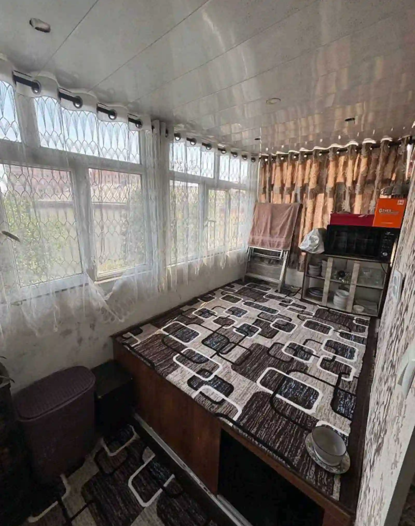 3-к квартира, 4 этаж, 56 м², Фирдавси