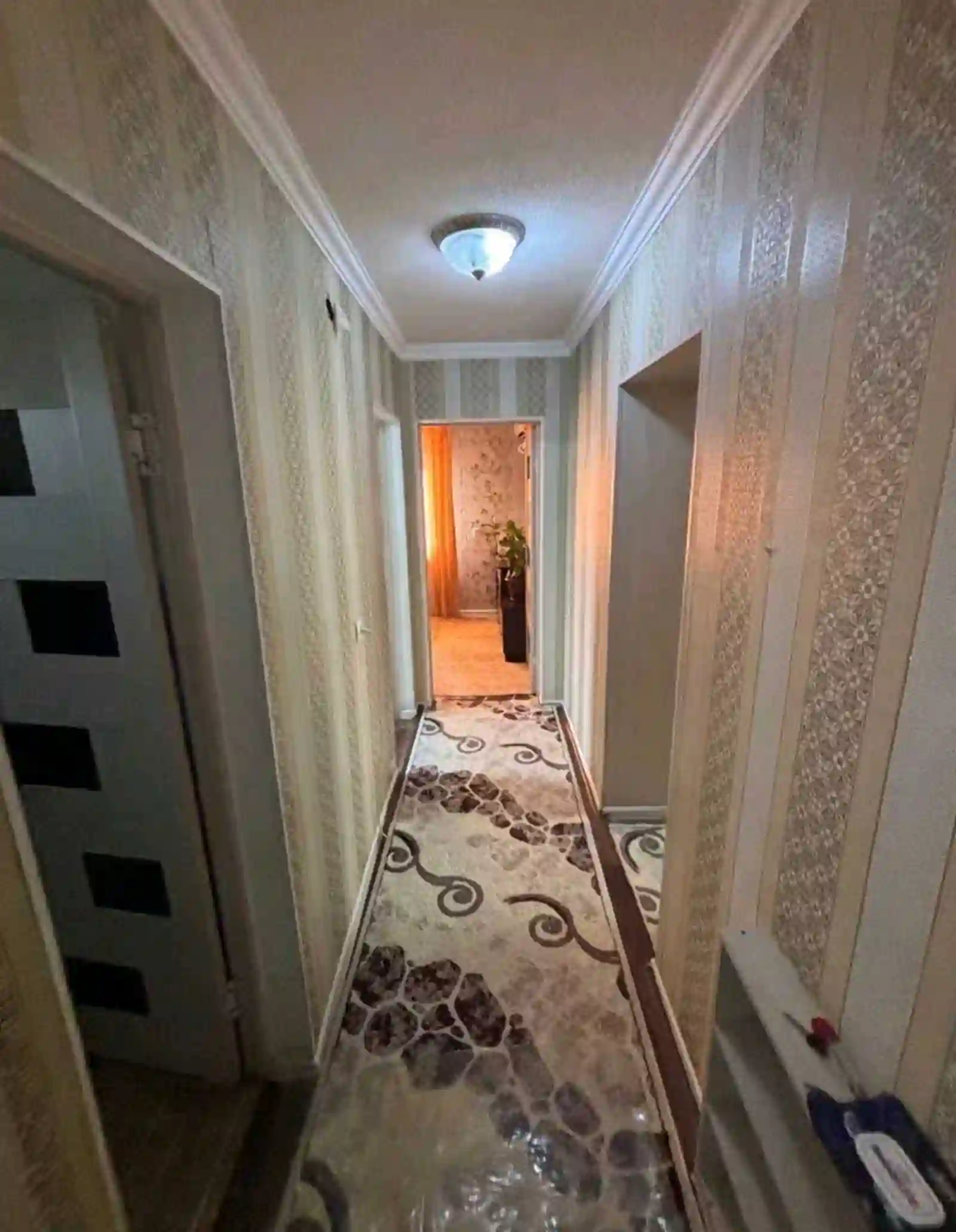 3-к квартира, 4 этаж, 56 м², Фирдавси