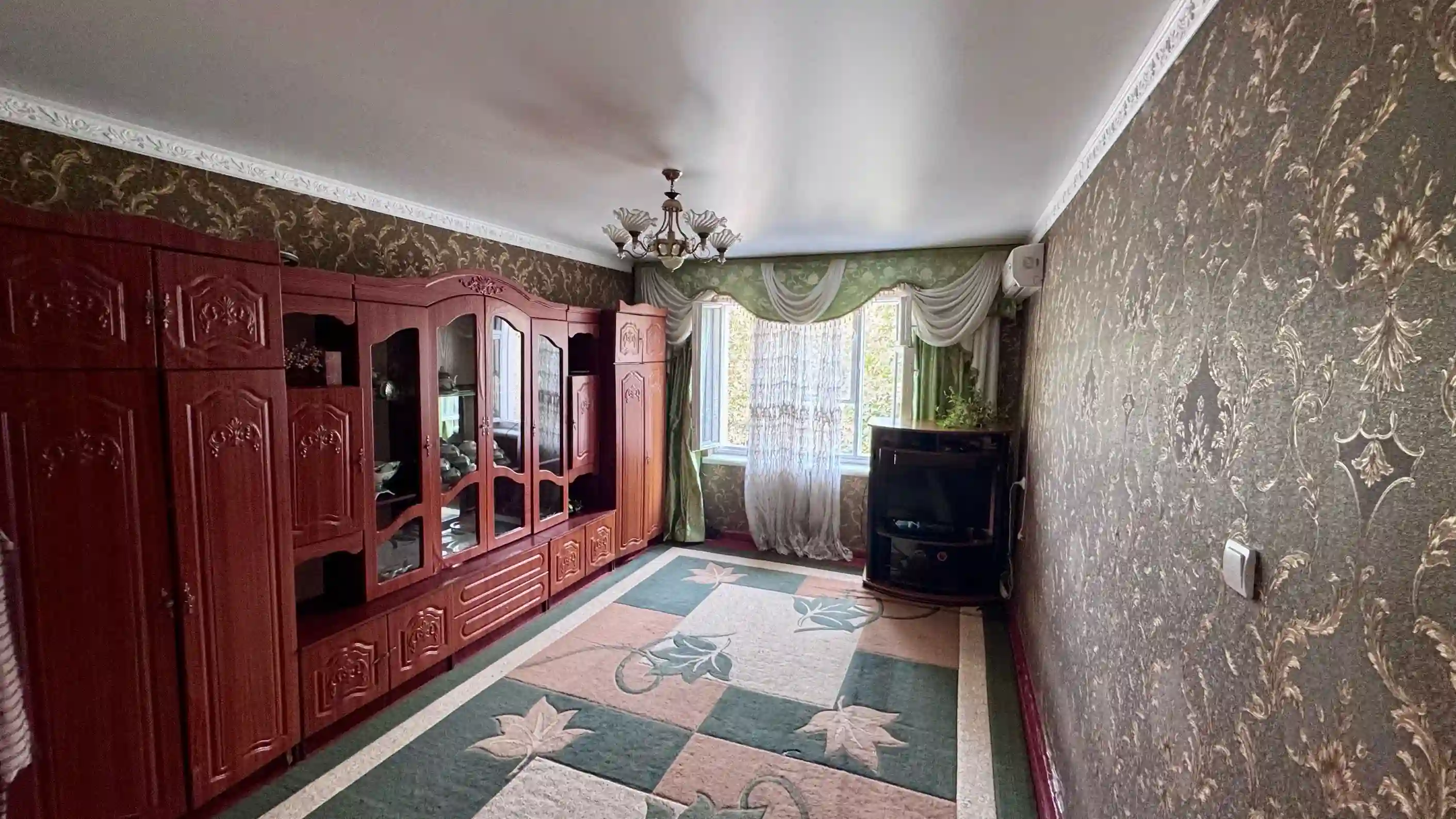 2-к квартира, 4 этаж, 62 м², 2мкр, Нотариус