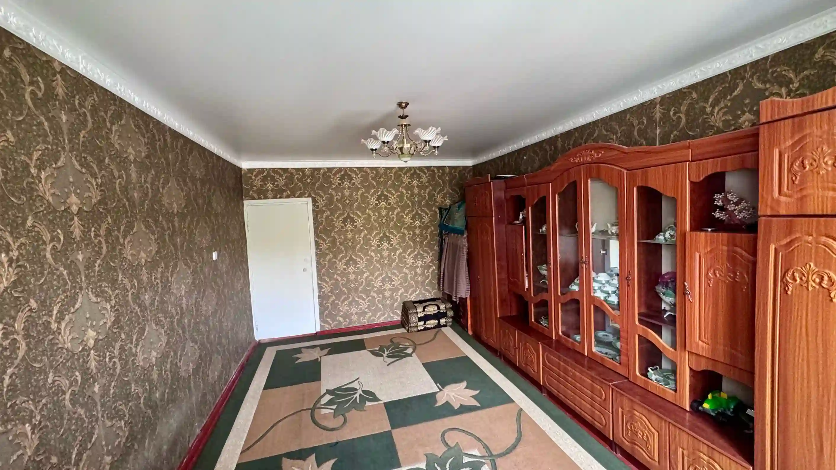 2-к квартира, 4 этаж, 62 м², 2мкр, Нотариус