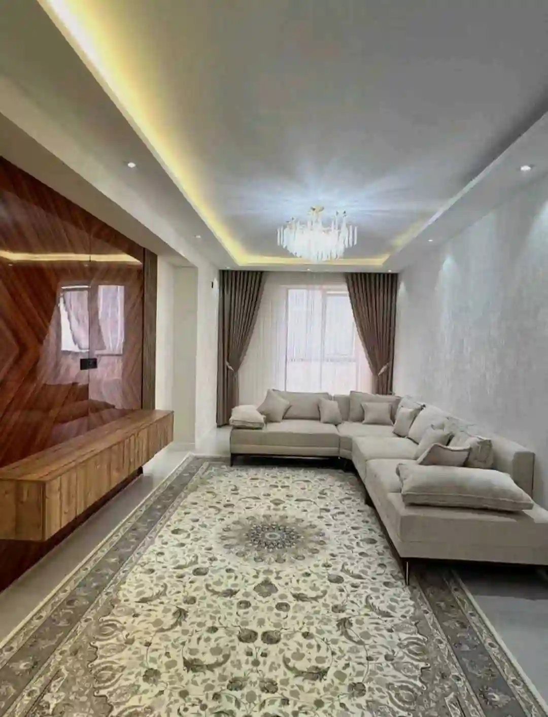 3-к квартира, 11 этаж, 96 м², Шохмансур