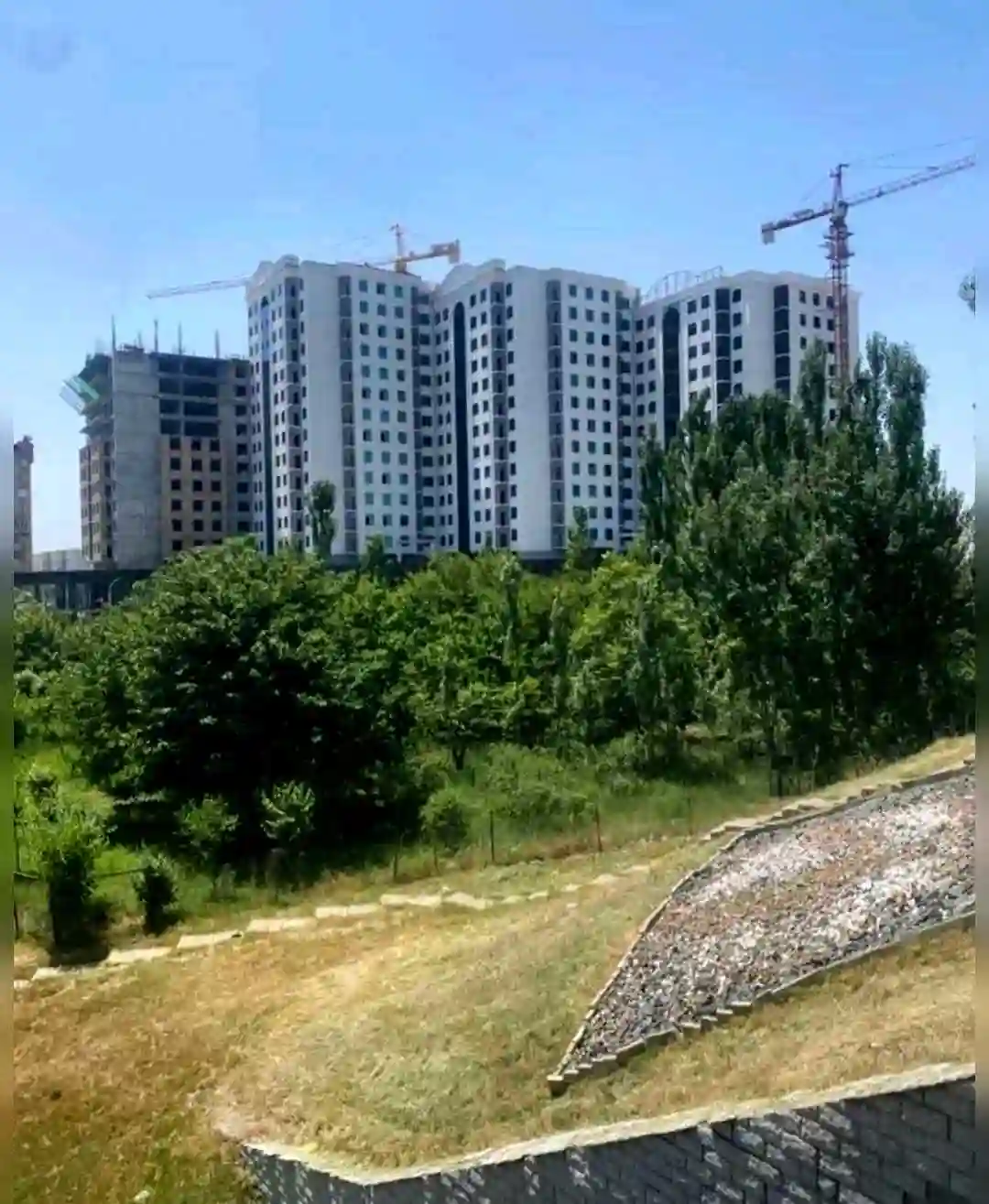 3-к квартира, 3 этаж, 267 м², Фирдавси