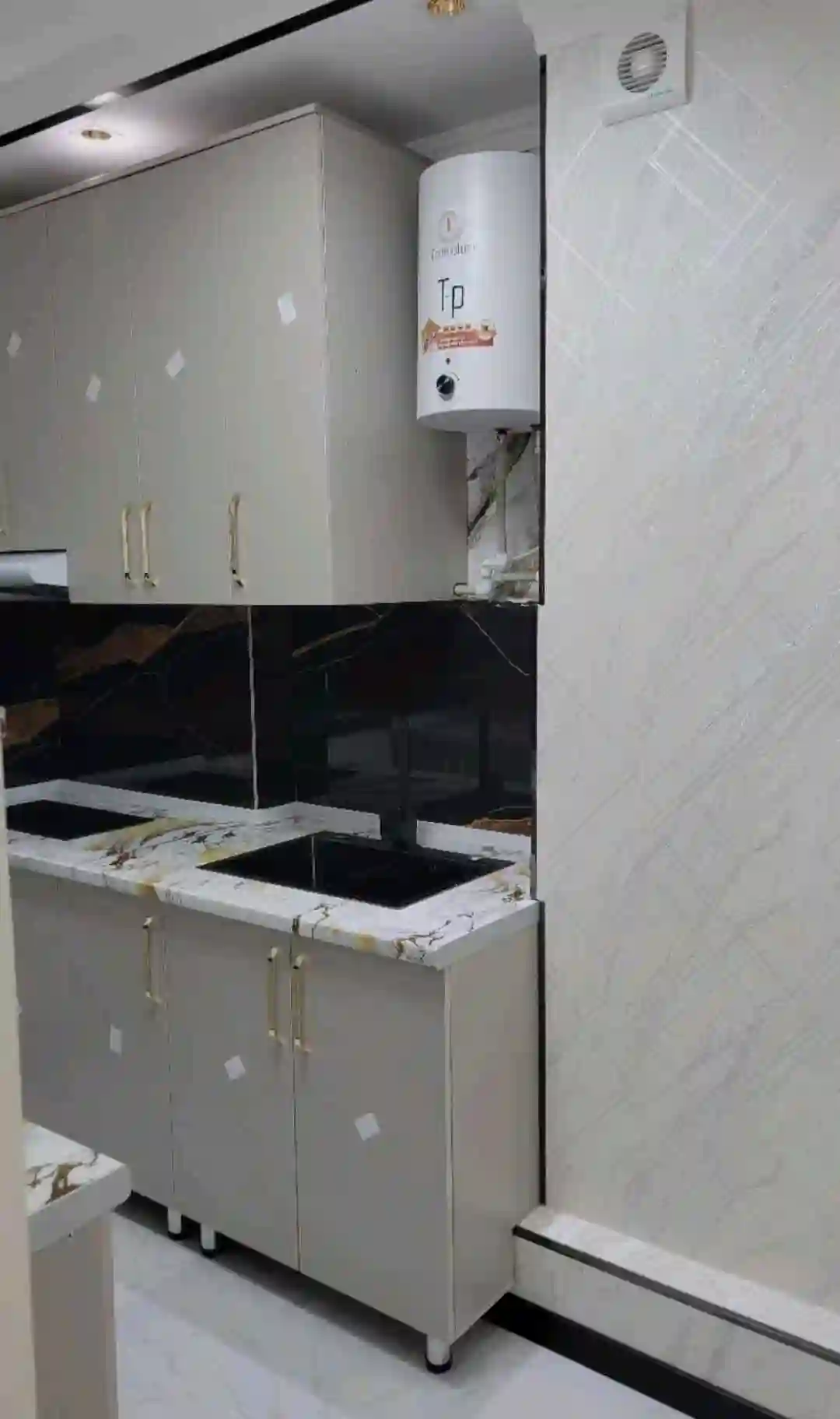 2-к квартира, 9 этаж, 70 м², Фирдавси