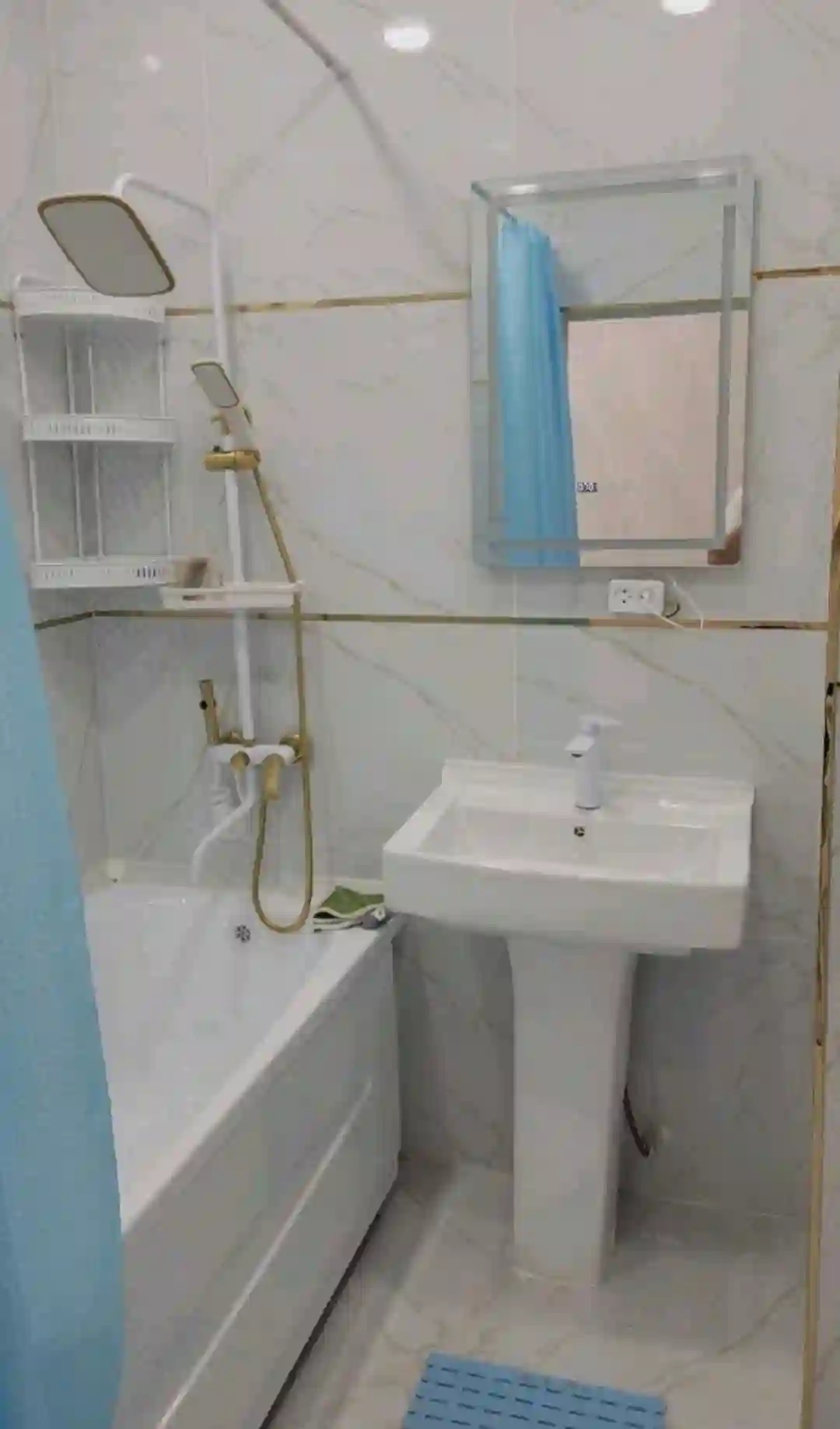 2-к квартира, 9 этаж, 70 м², Фирдавси