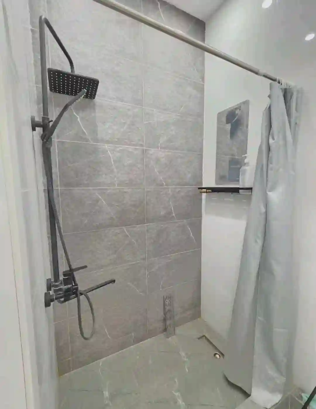 3-к квартира, 17 этаж, 77 м², Фирдавси