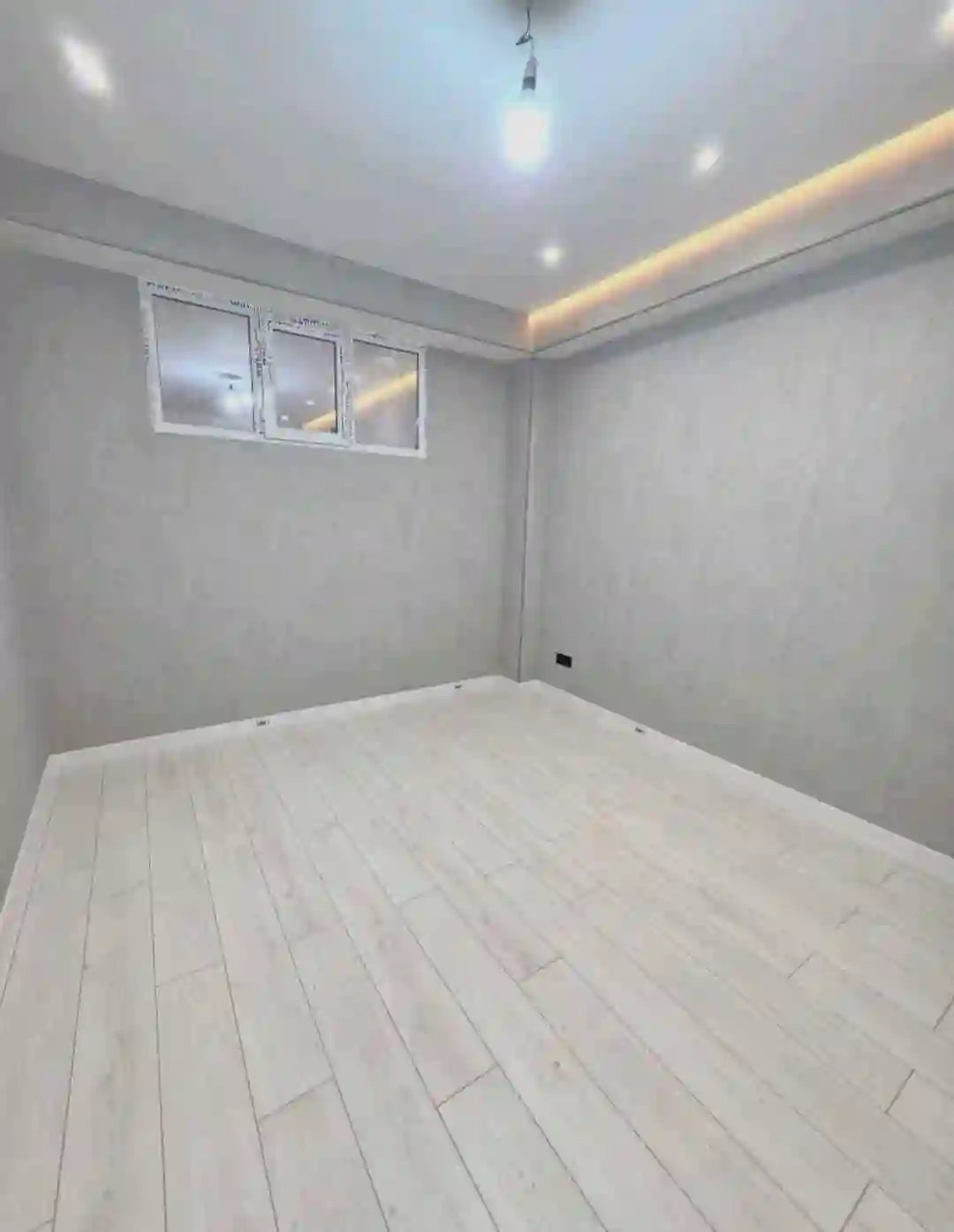 3-к квартира, 17 этаж, 77 м², Фирдавси