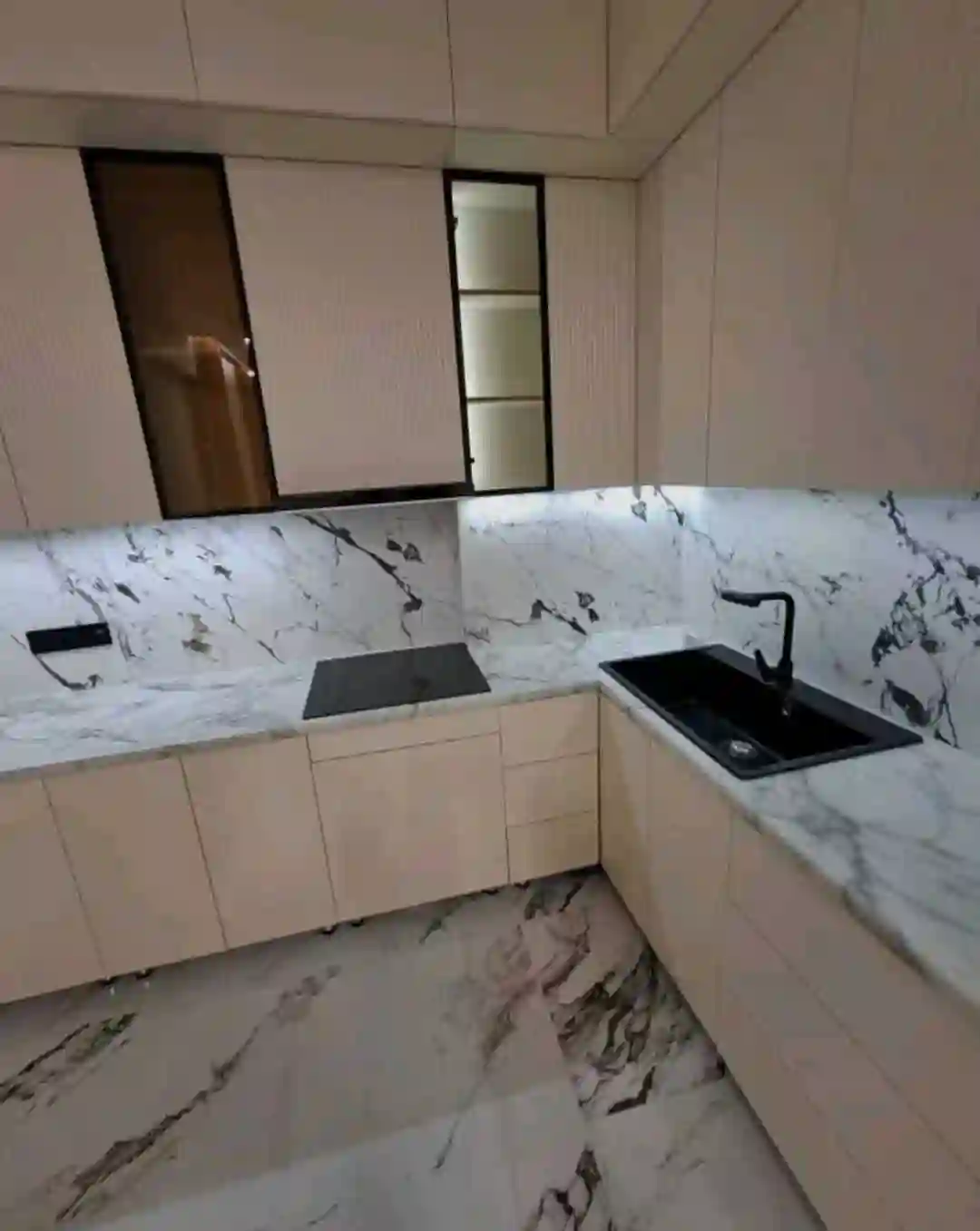 3-к квартира, 16 этаж, 83 м², Шохмансур